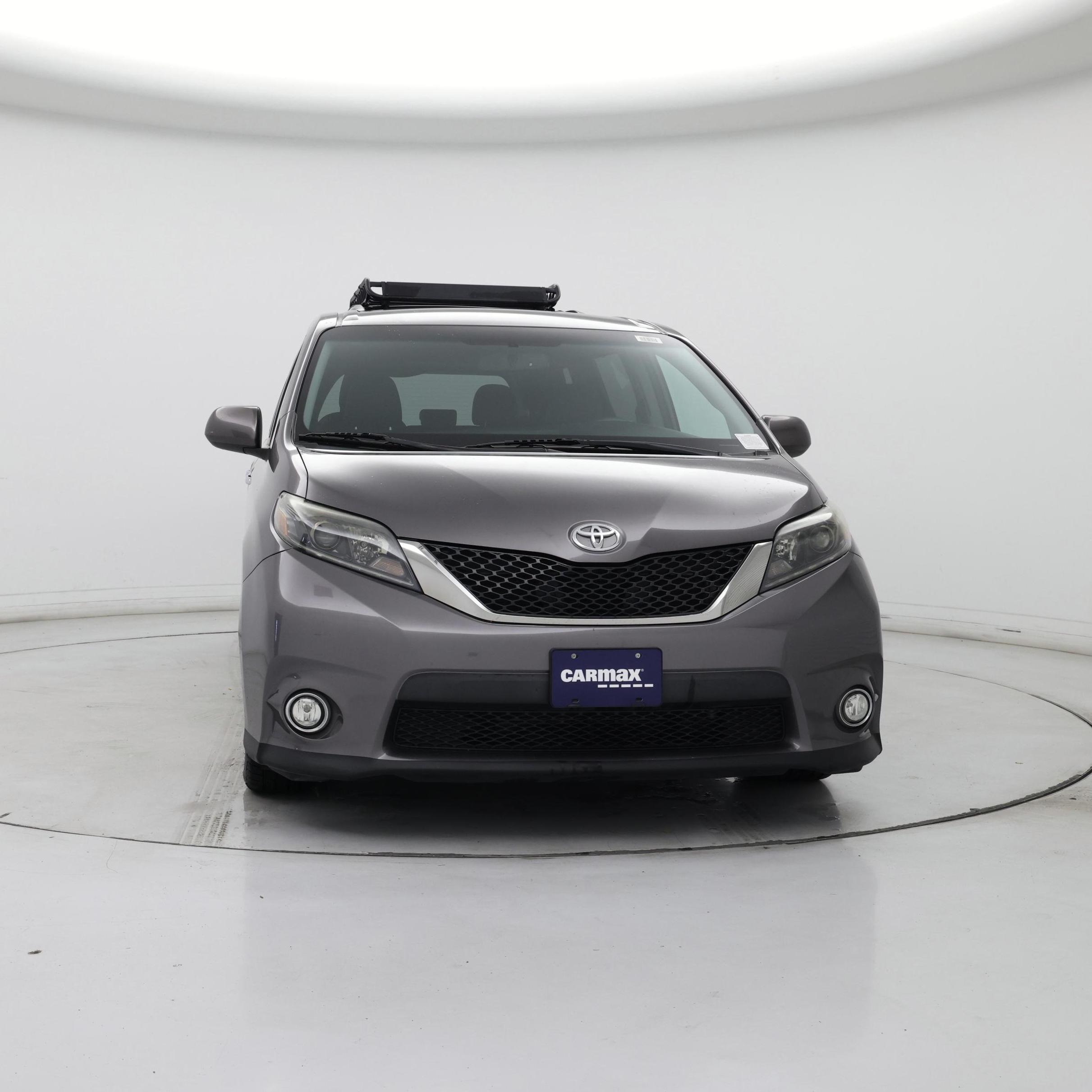 Thumbnail: 2015 Toyota Sienna - 5