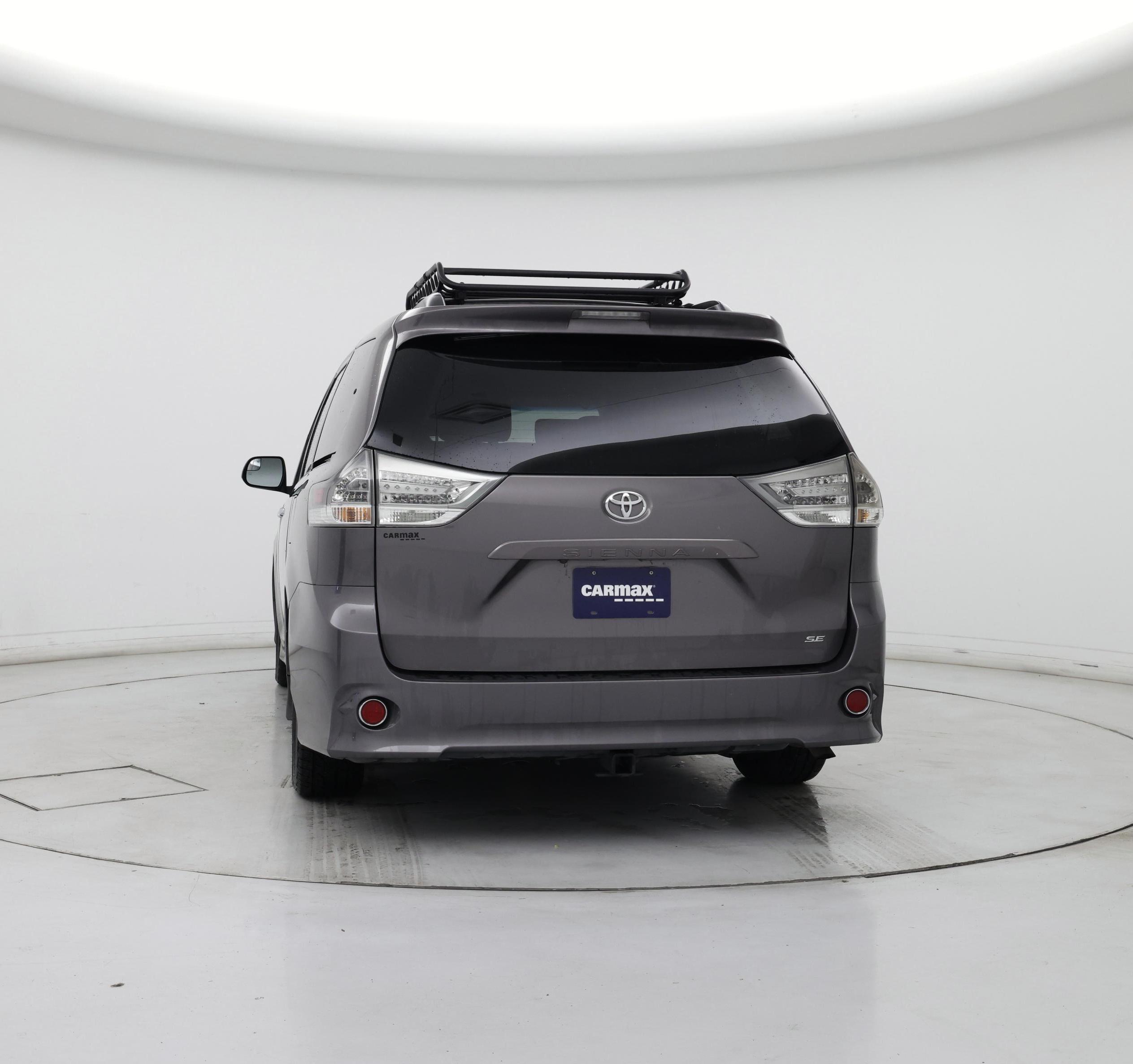 Thumbnail: 2015 Toyota Sienna - 6
