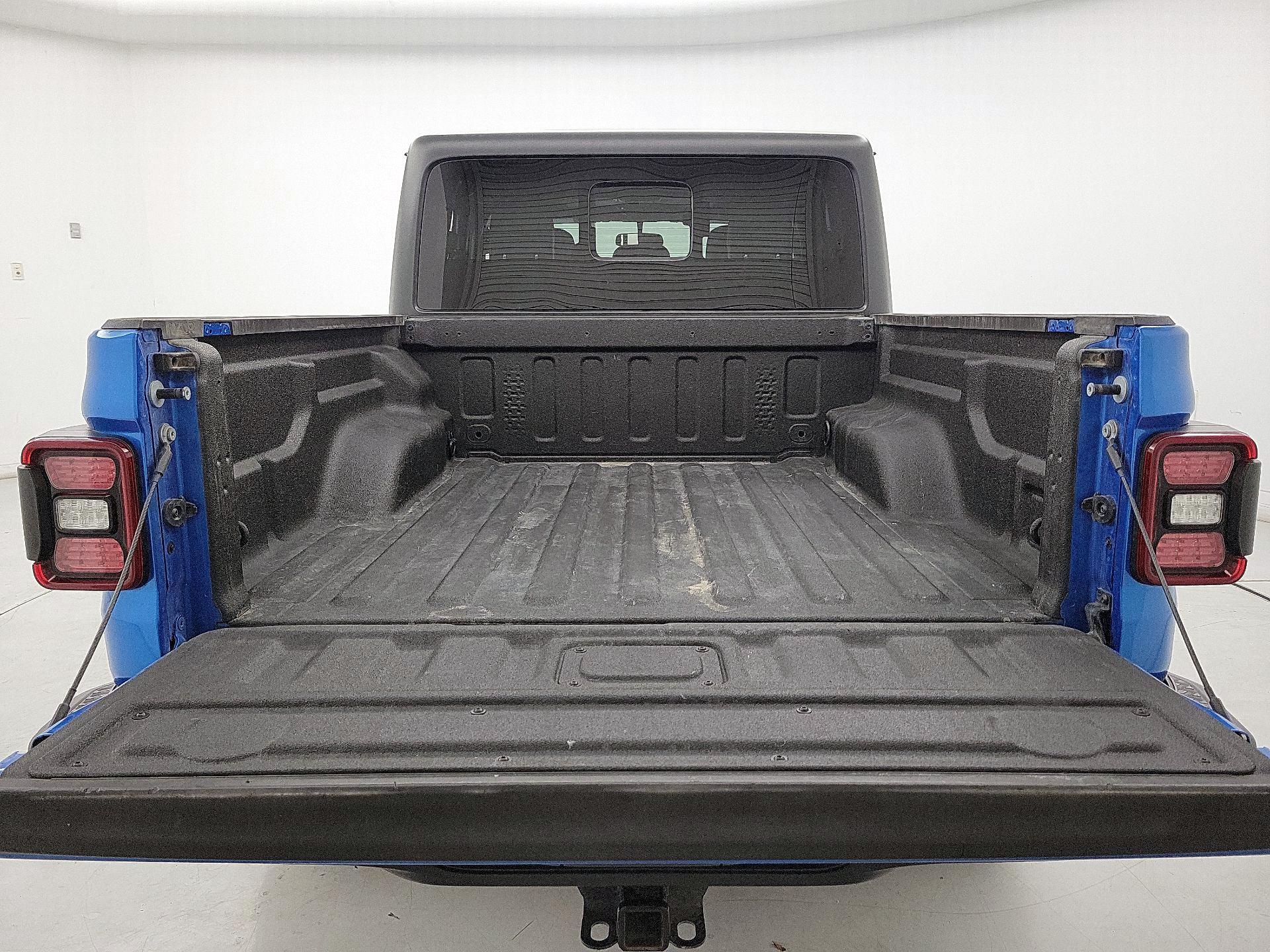 Thumbnail: 2021 Jeep Gladiator - 19