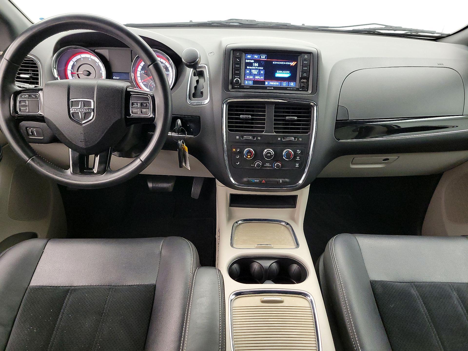 Thumbnail: 2018 Dodge Grand Caravan - 9