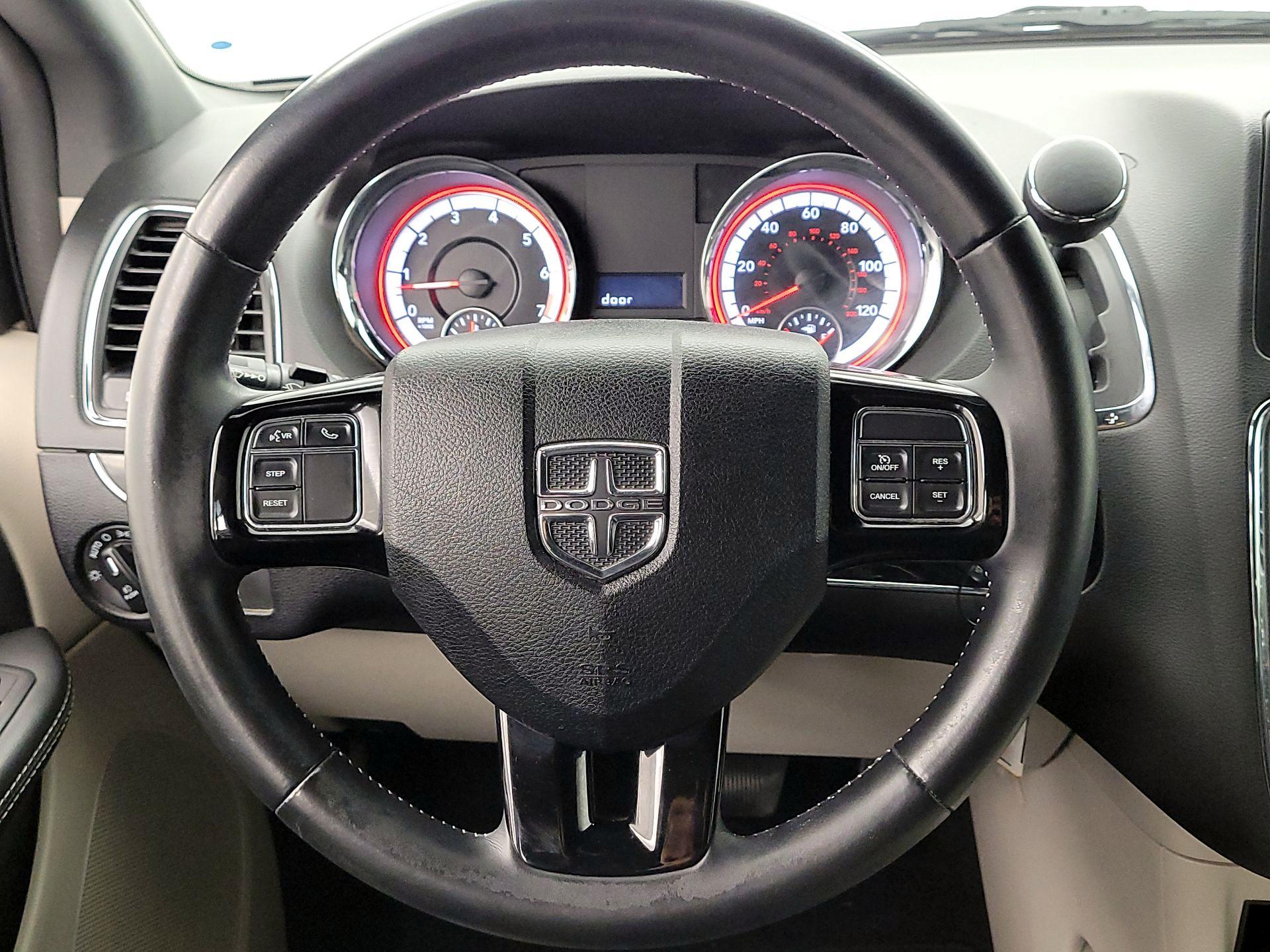 Thumbnail: 2018 Dodge Grand Caravan - 10