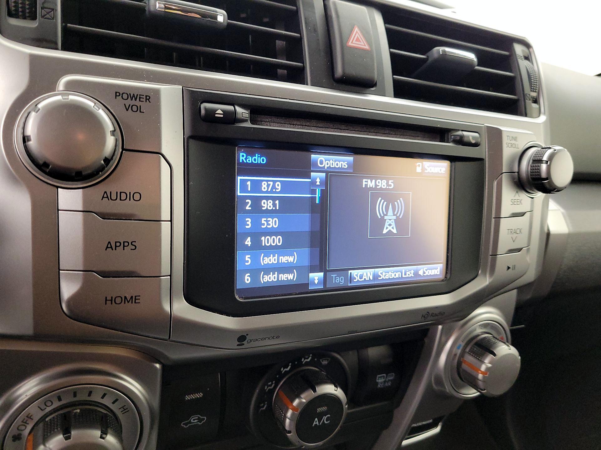 Thumbnail: 2014 Toyota 4Runner - 15