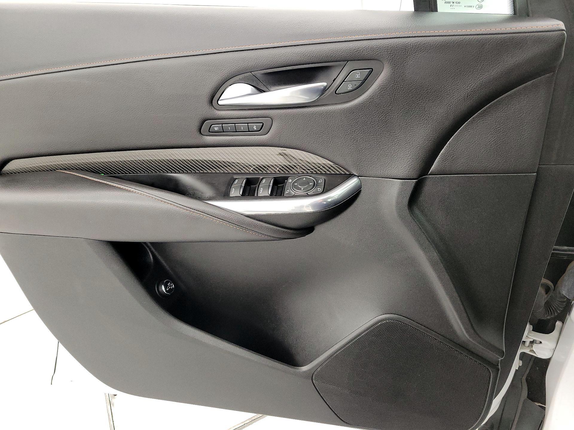 Thumbnail: 2019 Cadillac XT4 - 12