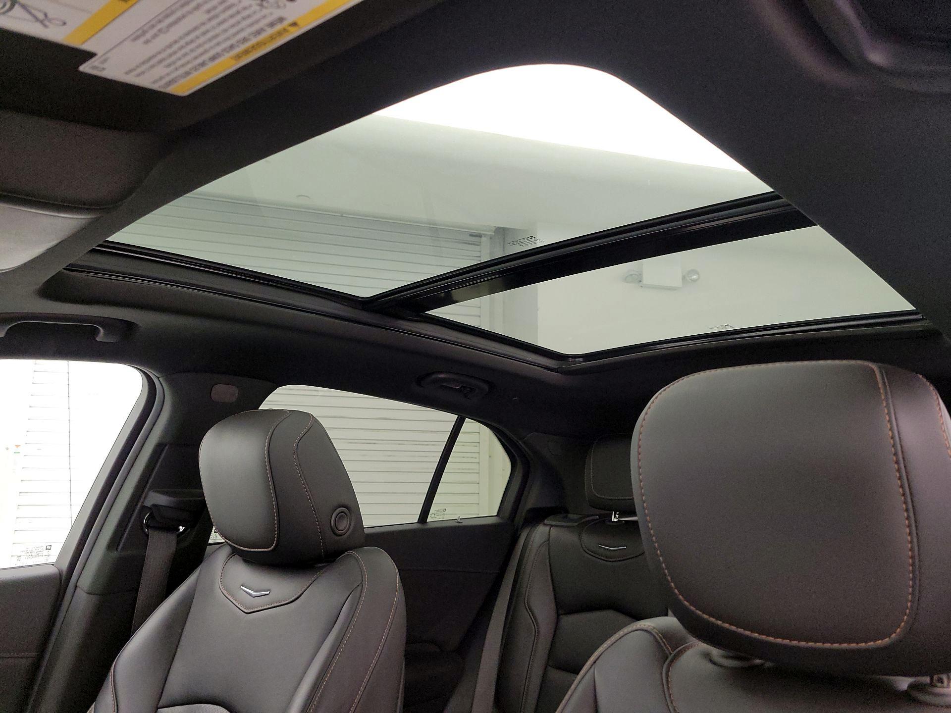 Thumbnail: 2019 Cadillac XT4 - 19