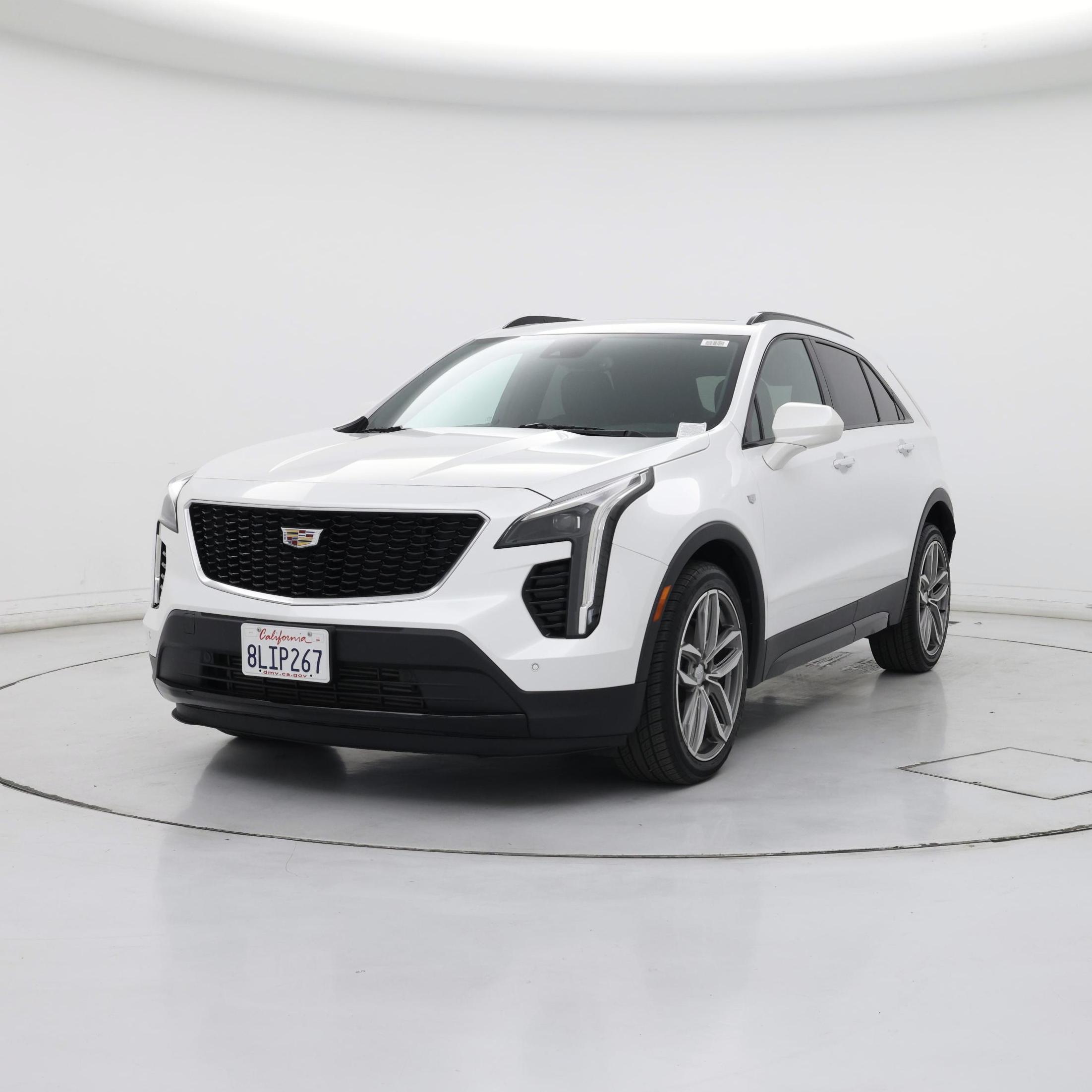 Thumbnail: 2019 Cadillac XT4 - 4
