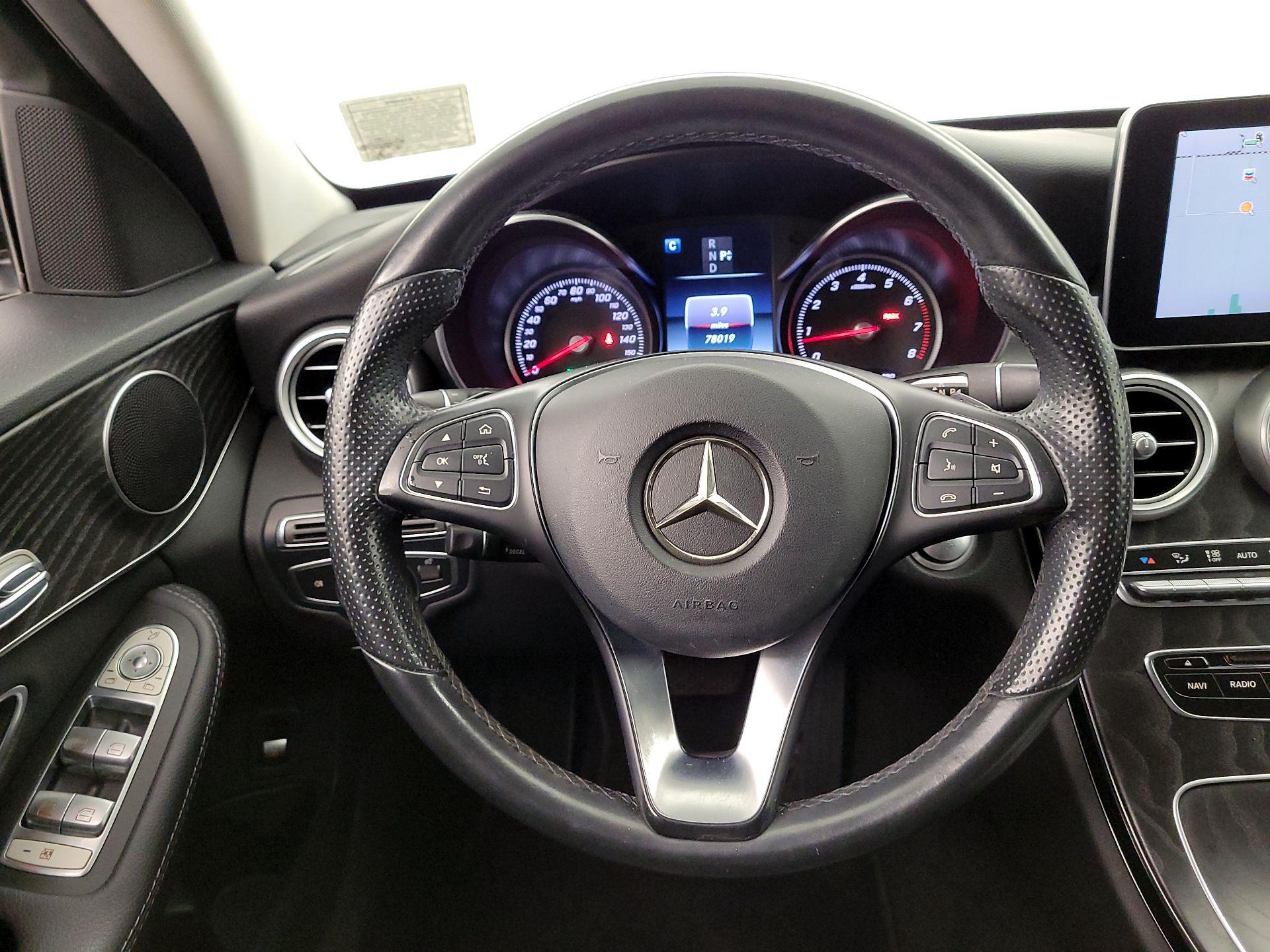 Thumbnail: 2016 Mercedes-Benz C-Class - 10