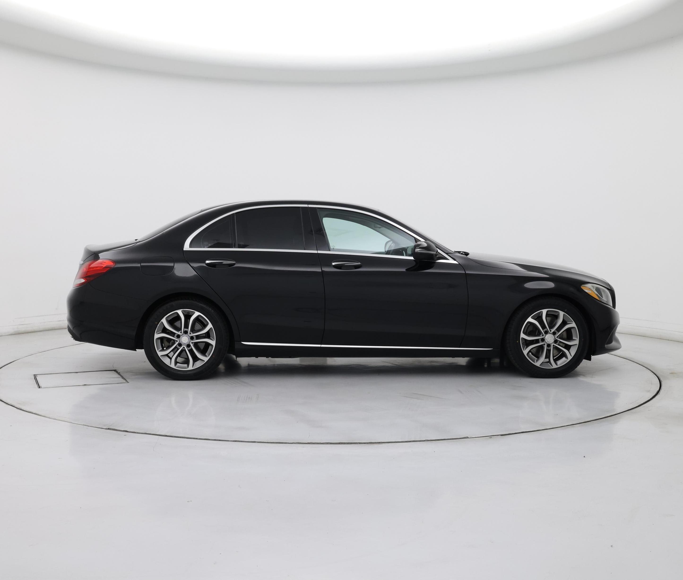 Thumbnail: 2016 Mercedes-Benz C-Class - 7