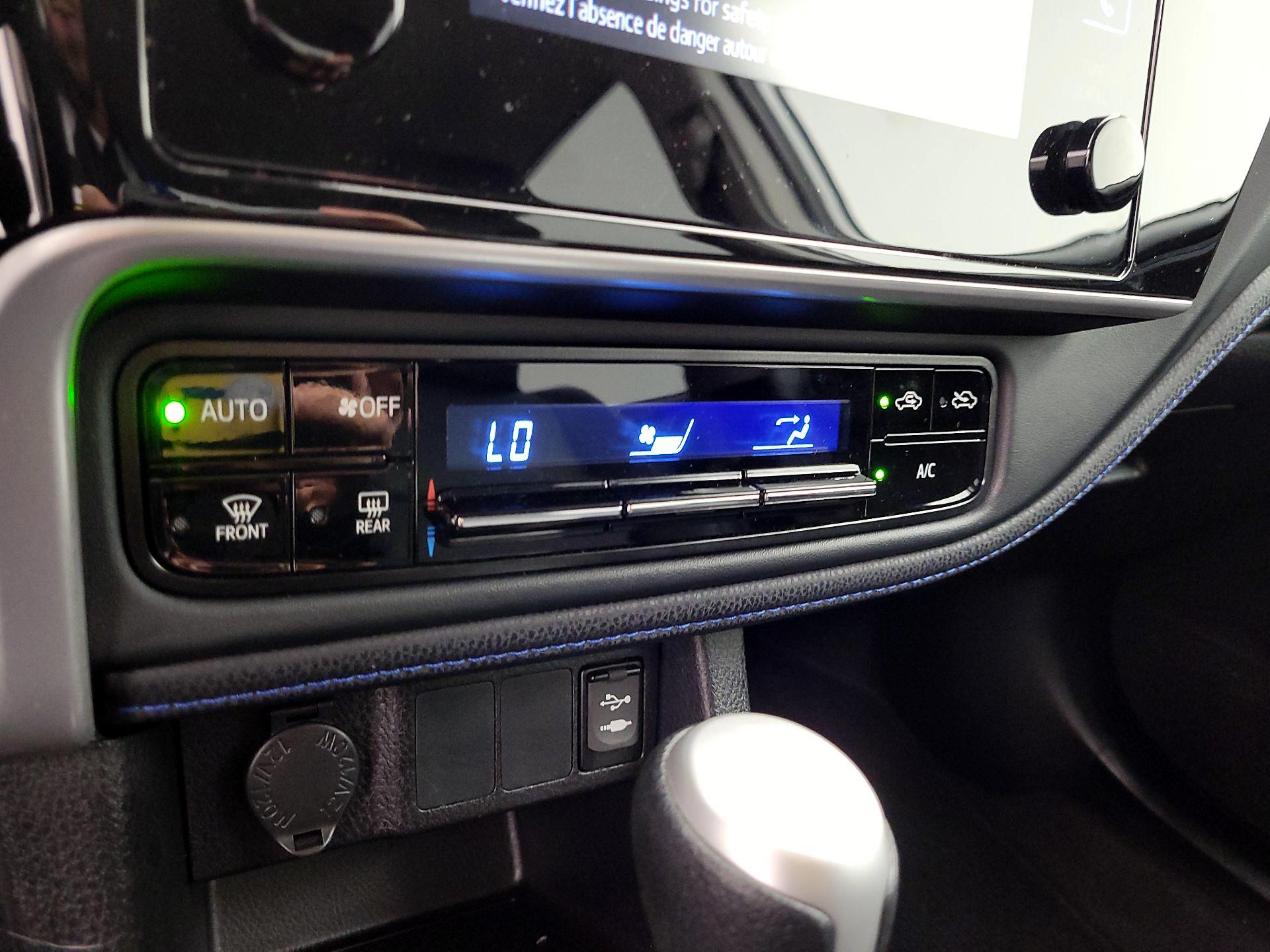 Thumbnail: 2019 Toyota Corolla - 16