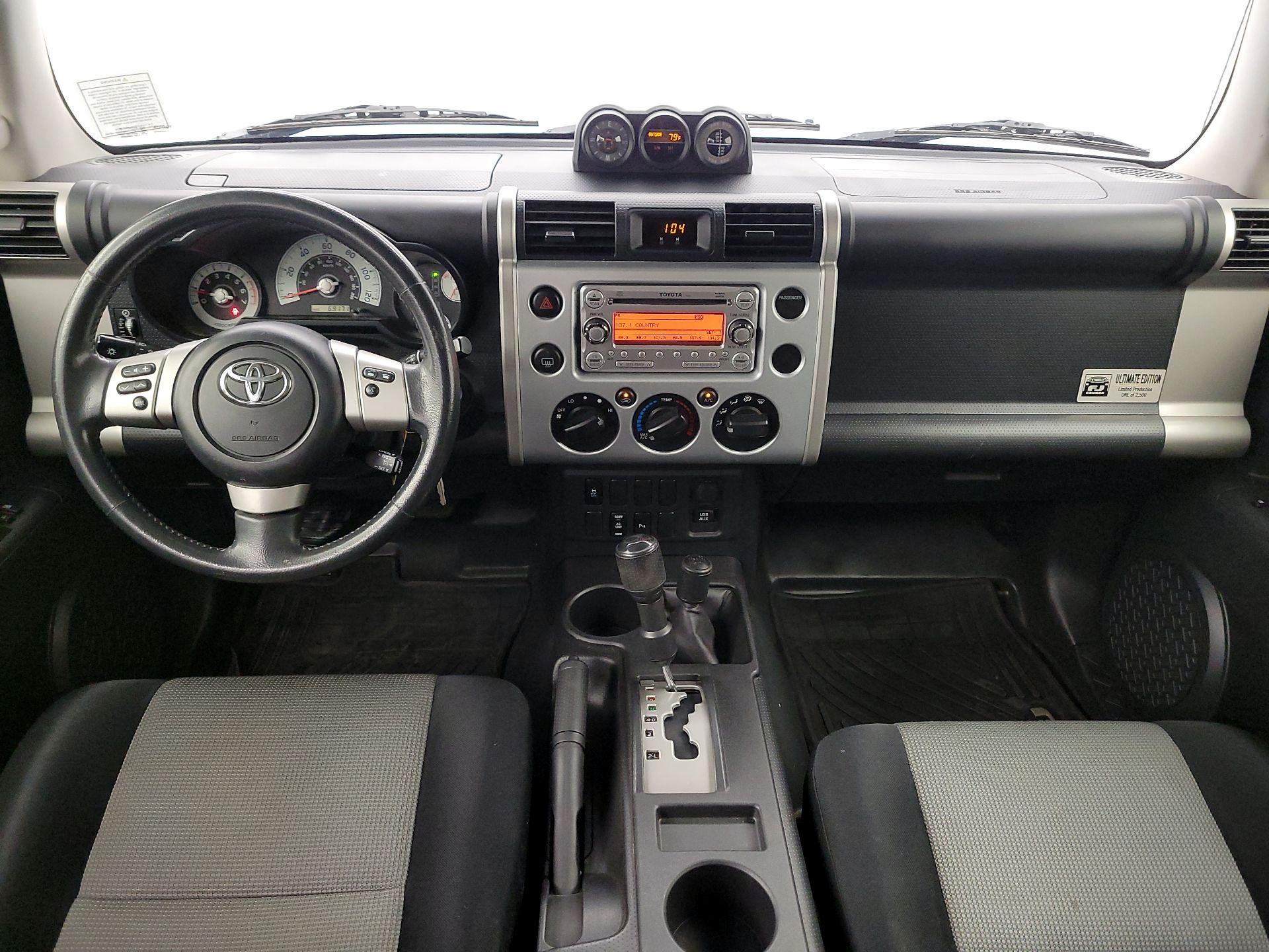 Thumbnail: 2014 Toyota FJ Cruiser - 9