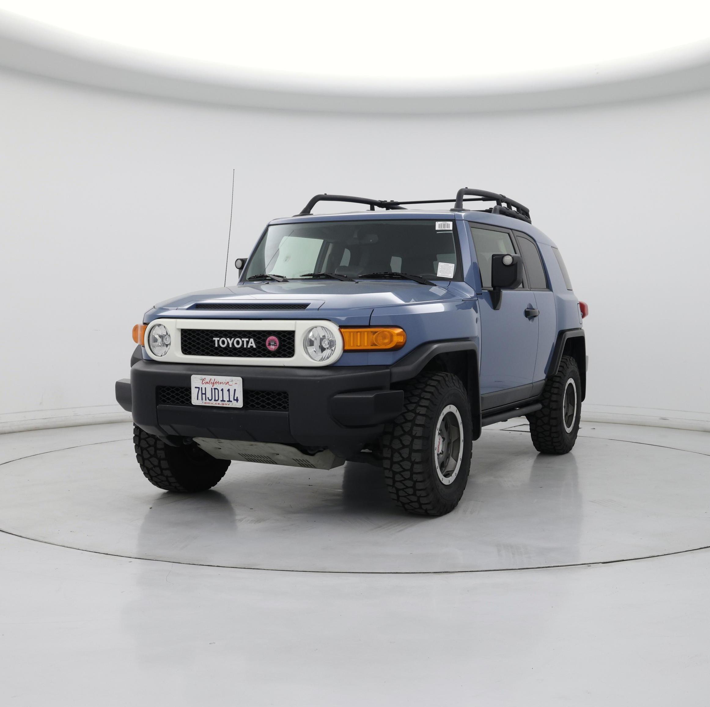 Thumbnail: 2014 Toyota FJ Cruiser - 4