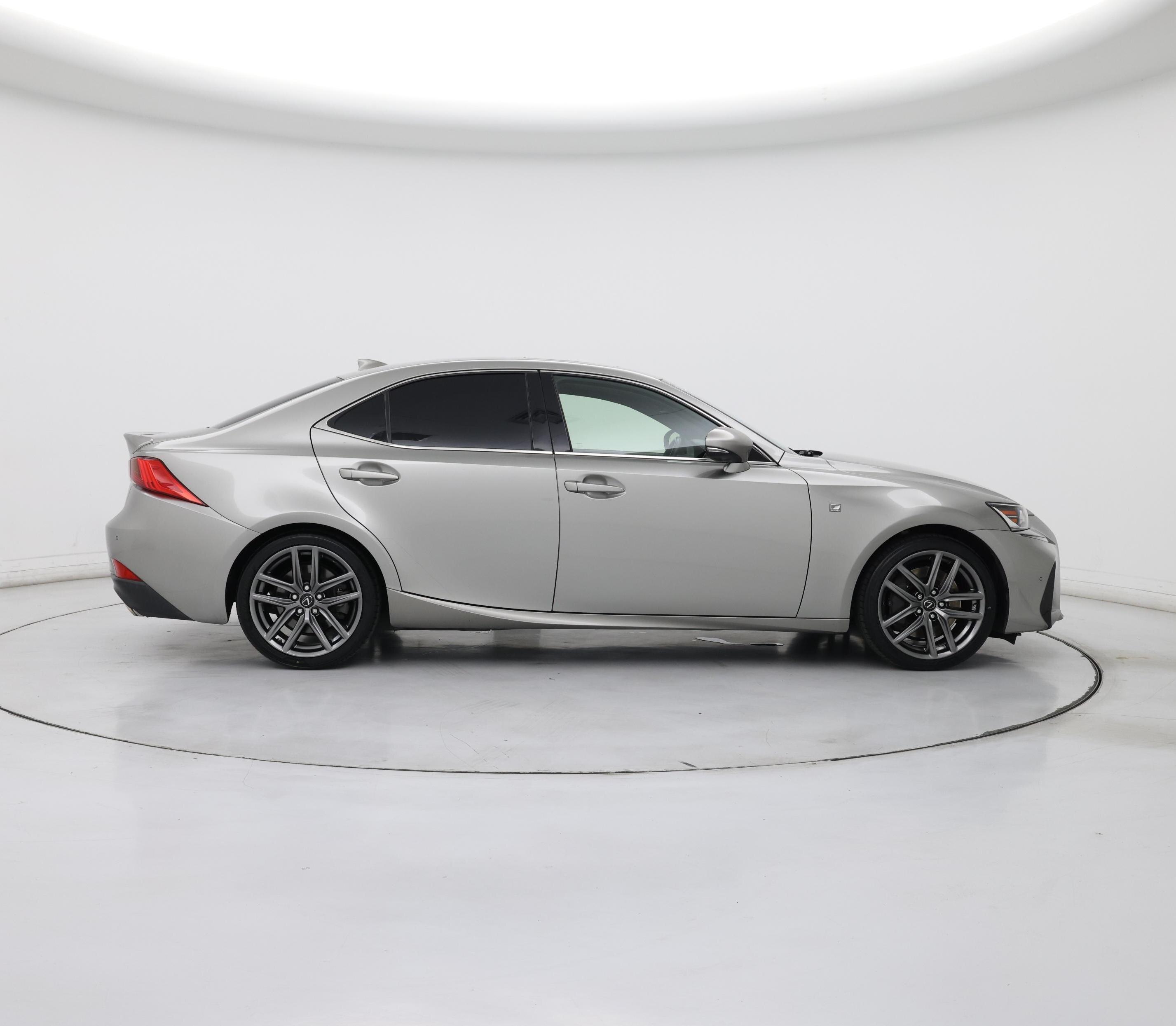 Thumbnail: 2018 Lexus IS - 7