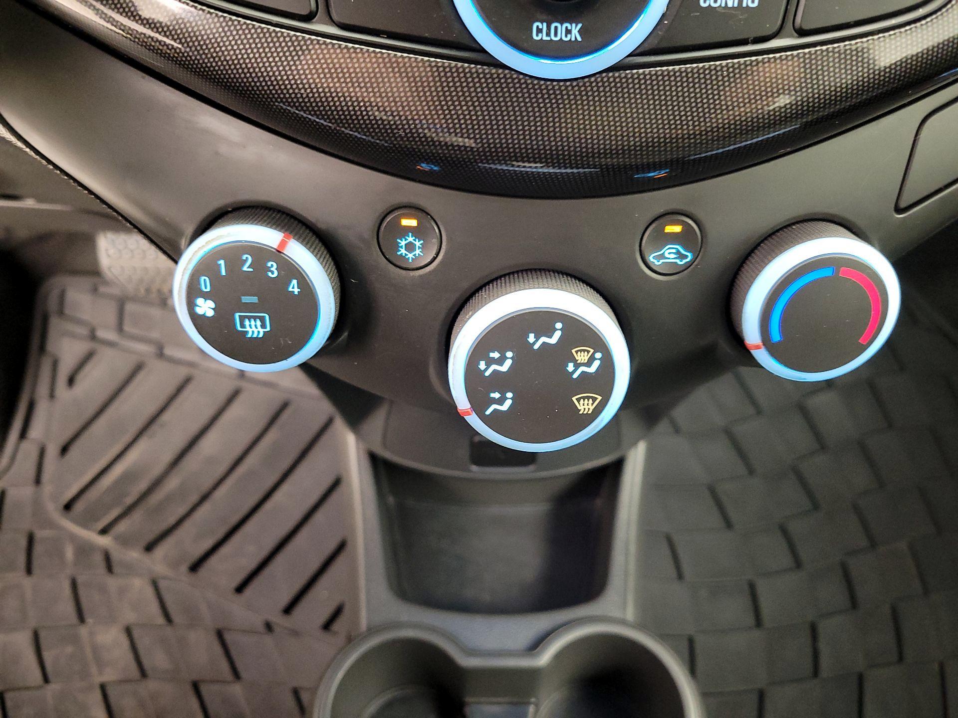 Thumbnail: 2014 Chevrolet Spark - 15
