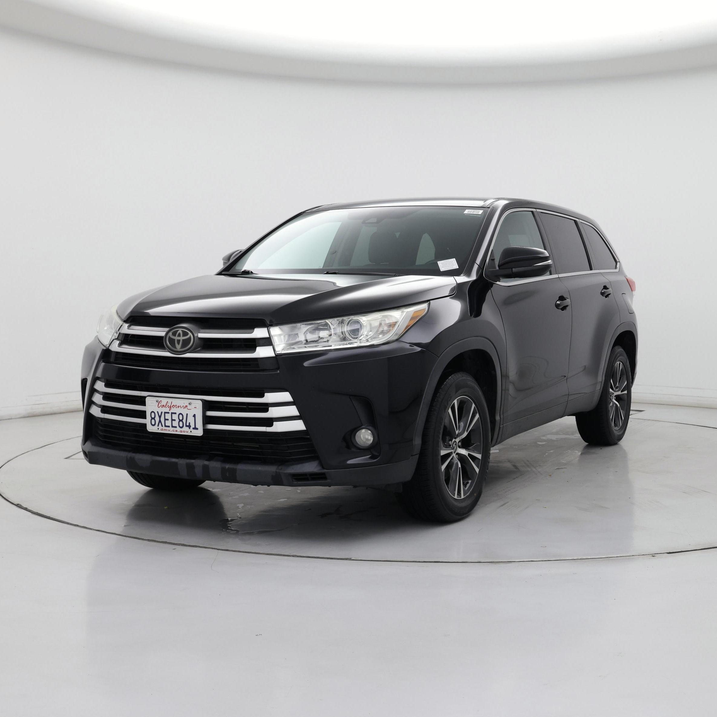 Thumbnail: 2019 Toyota Highlander - 4