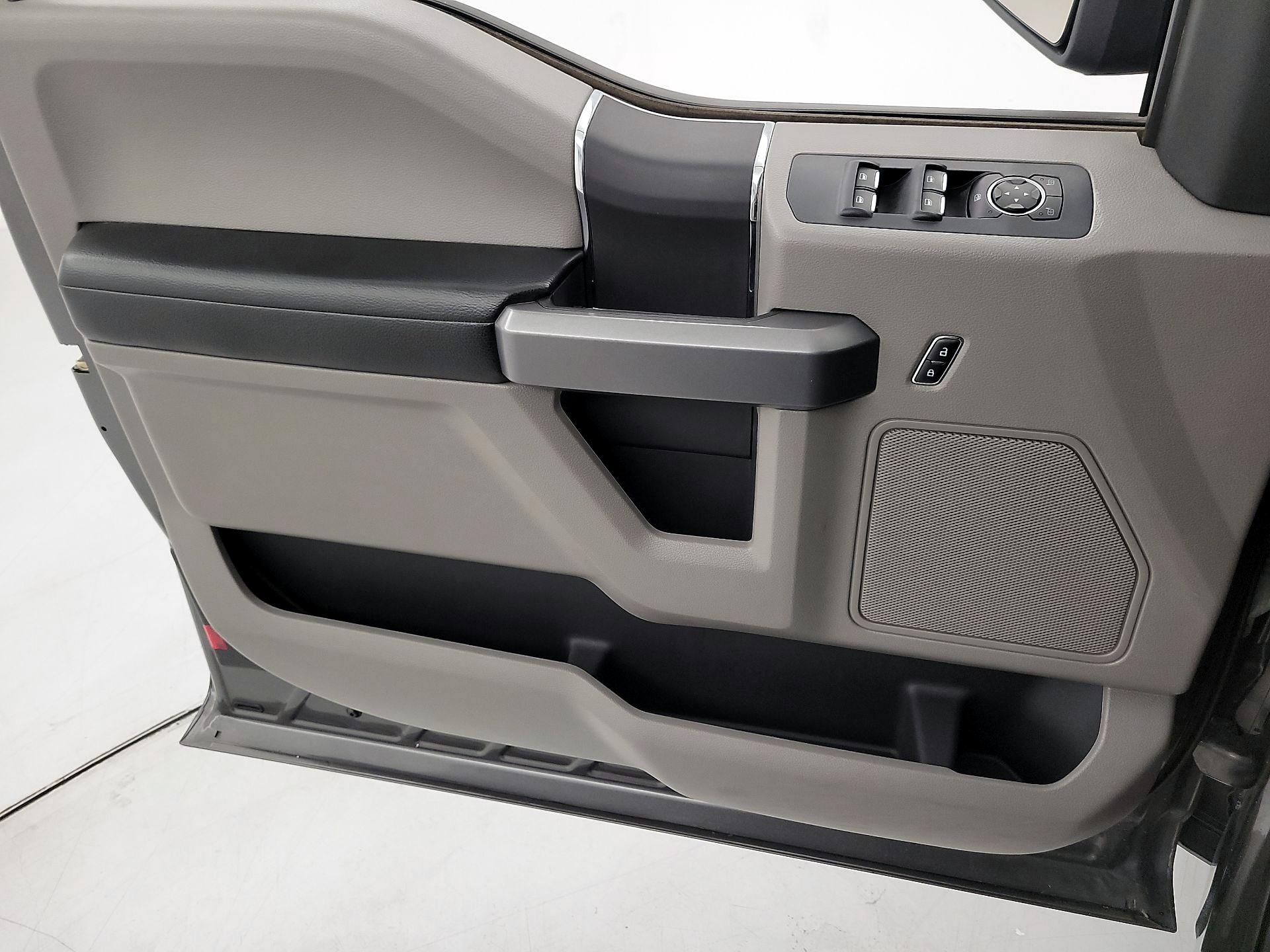 Thumbnail: 2015 Ford F-150 - 12