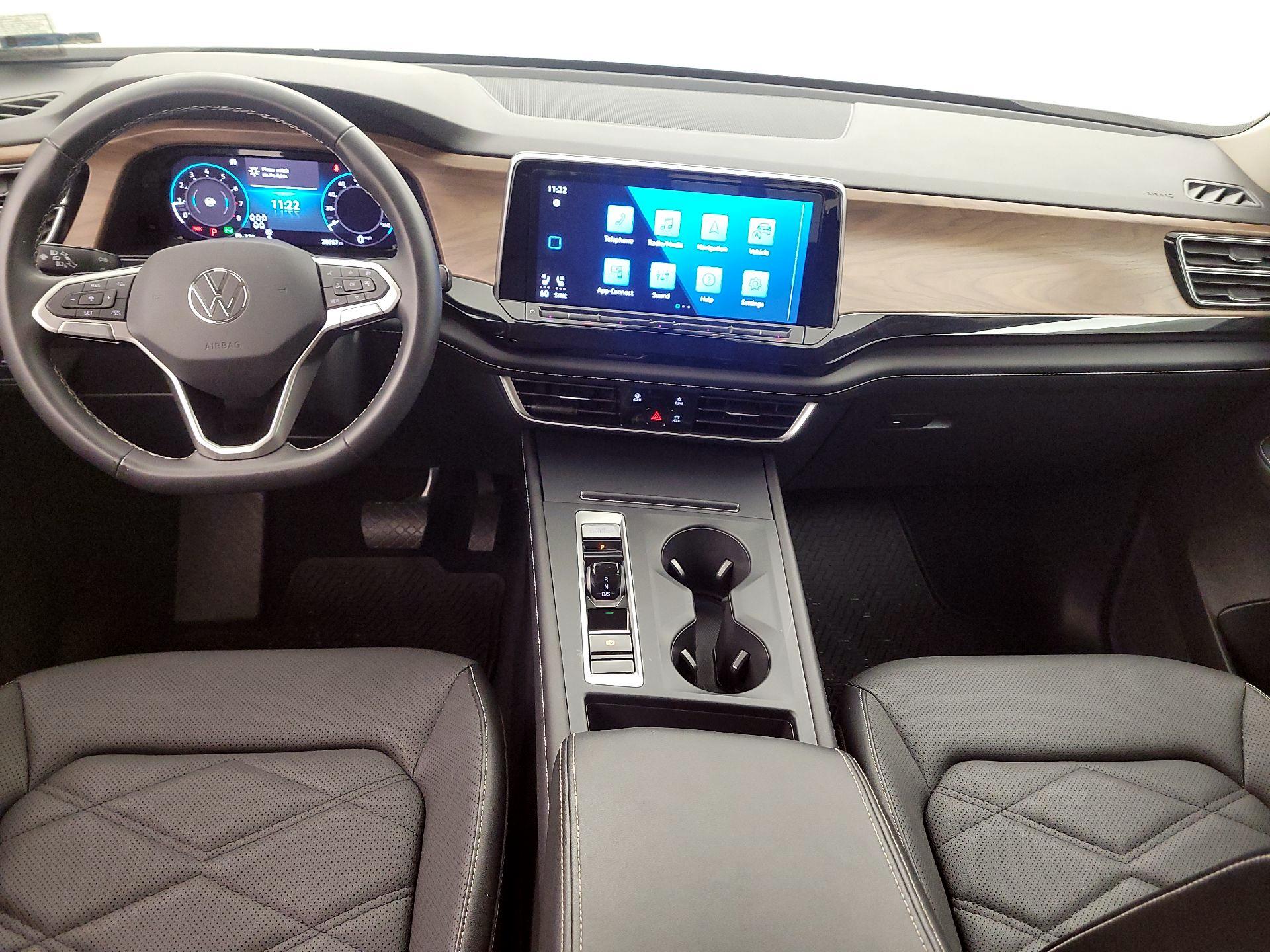 Thumbnail: 2024 Volkswagen Atlas - 9