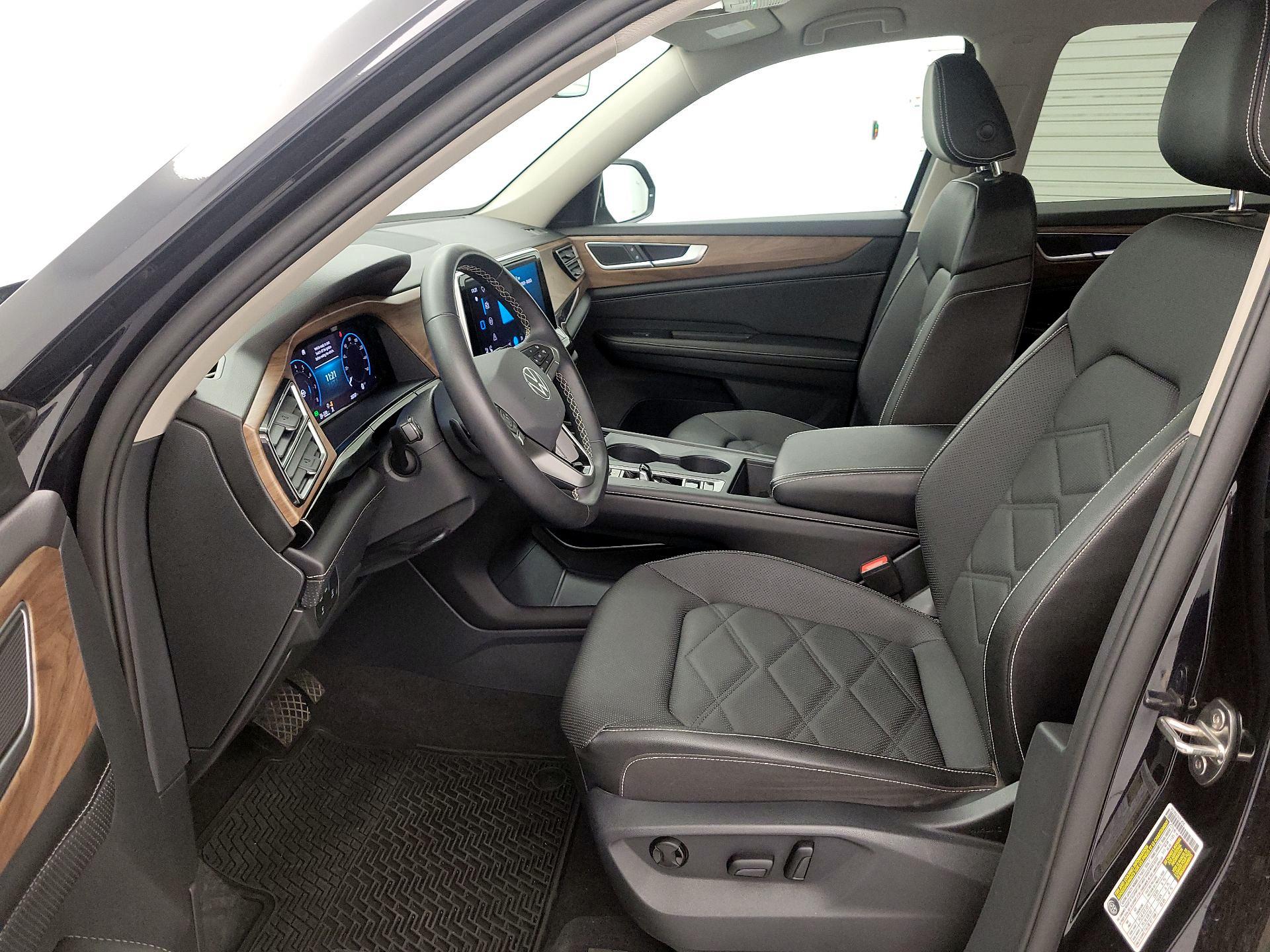 Thumbnail: 2024 Volkswagen Atlas - 11