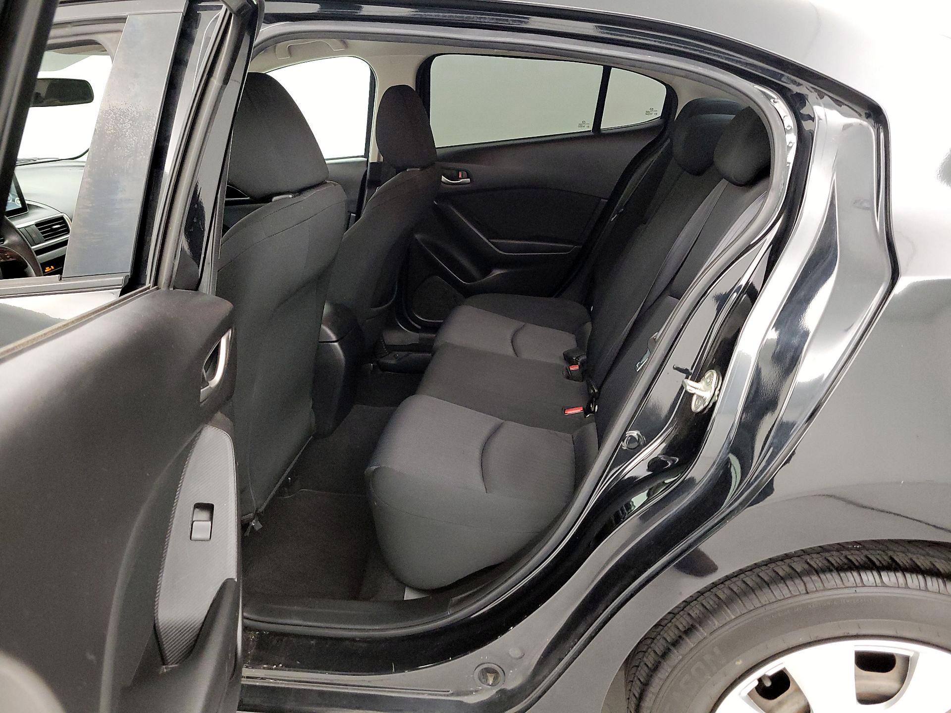 Thumbnail: 2015 Mazda Mazda3 - 17