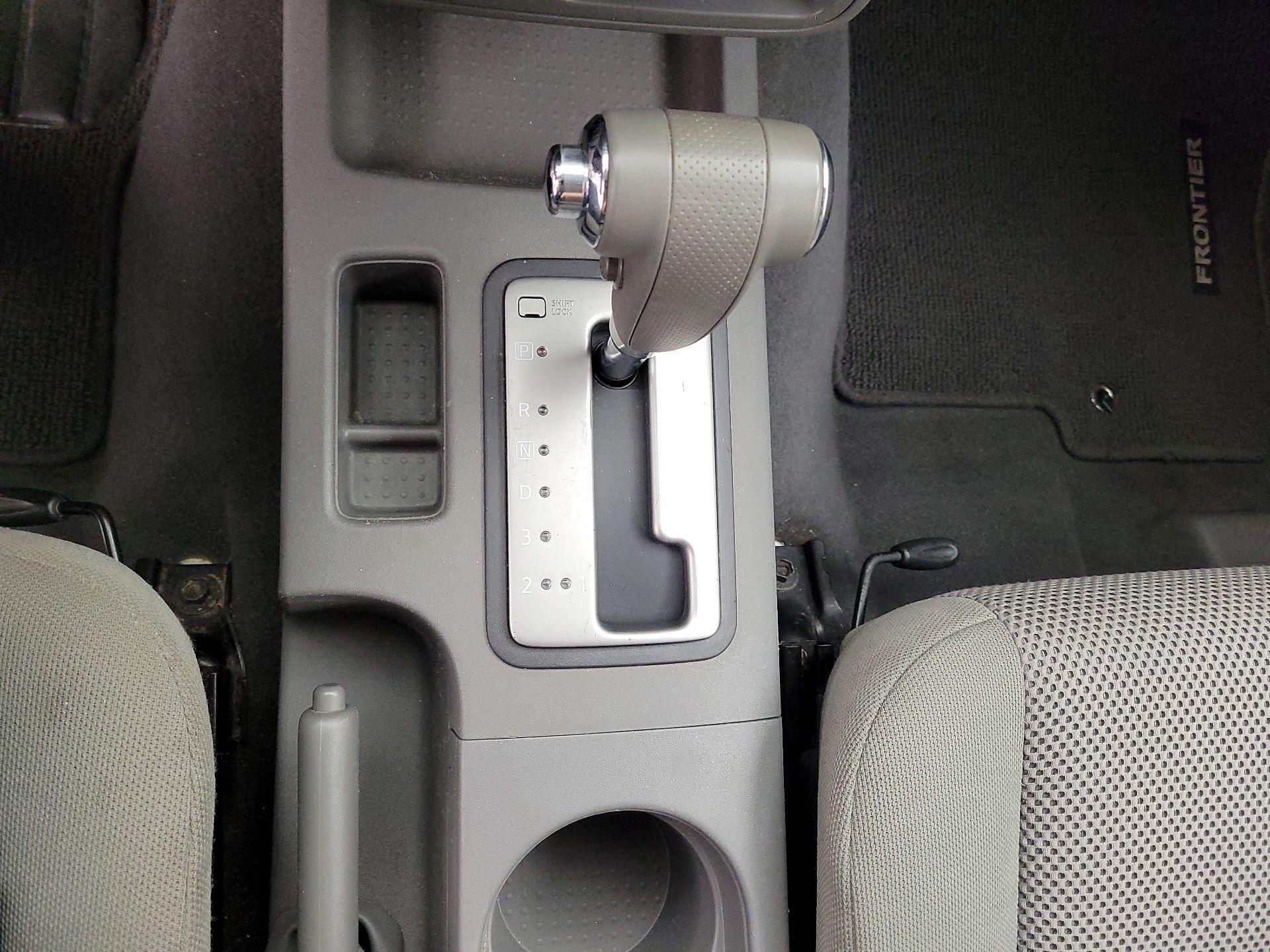 Thumbnail: 2019 Nissan Frontier - 17