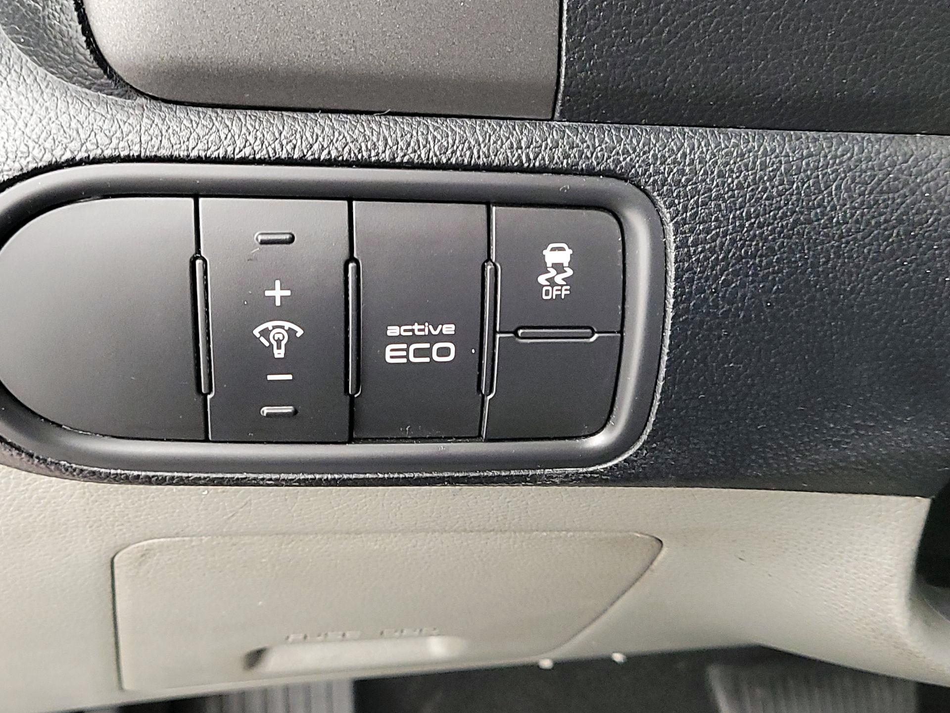 Thumbnail: 2014 Kia Forte - 13