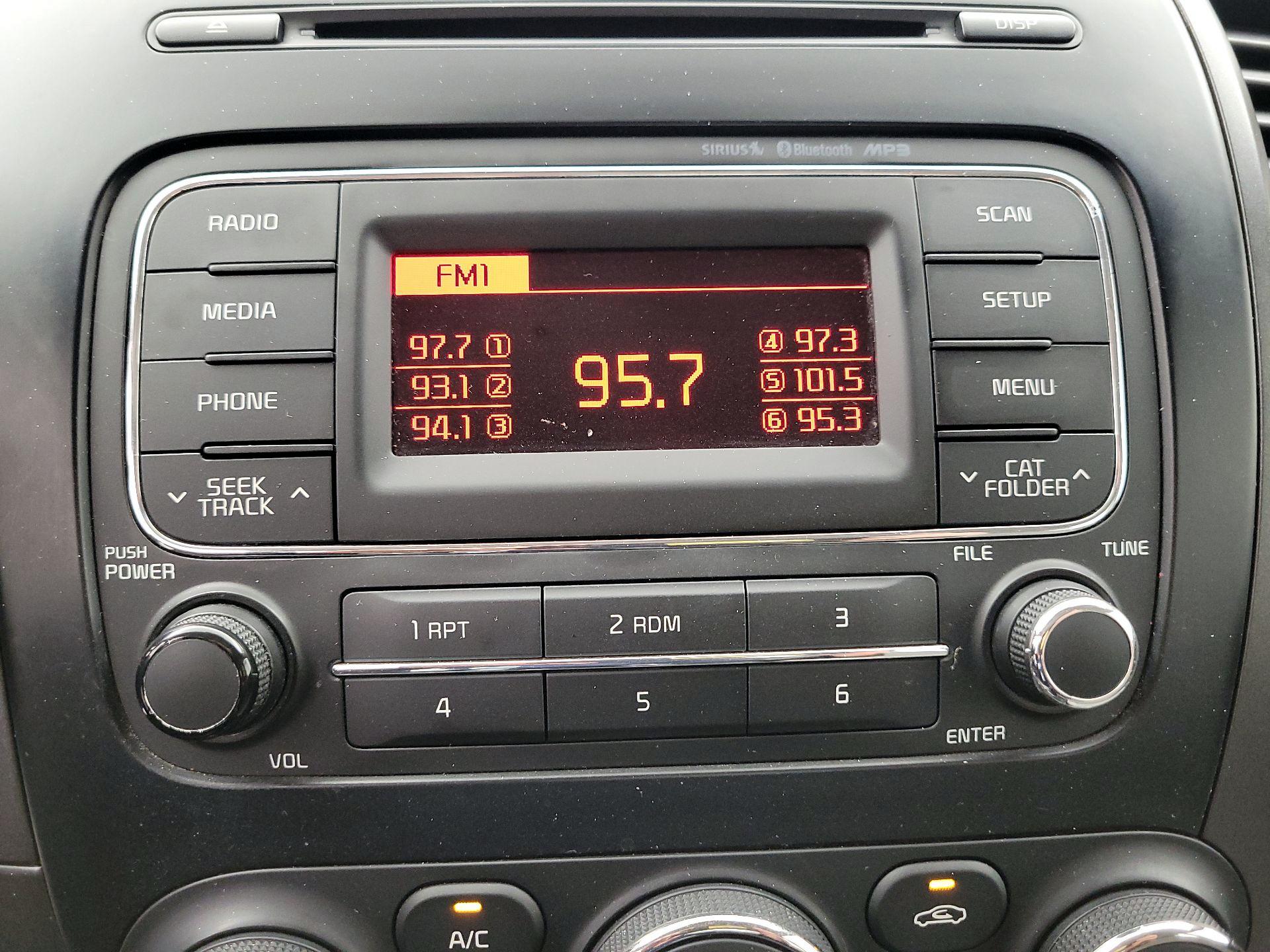 Thumbnail: 2014 Kia Forte - 14