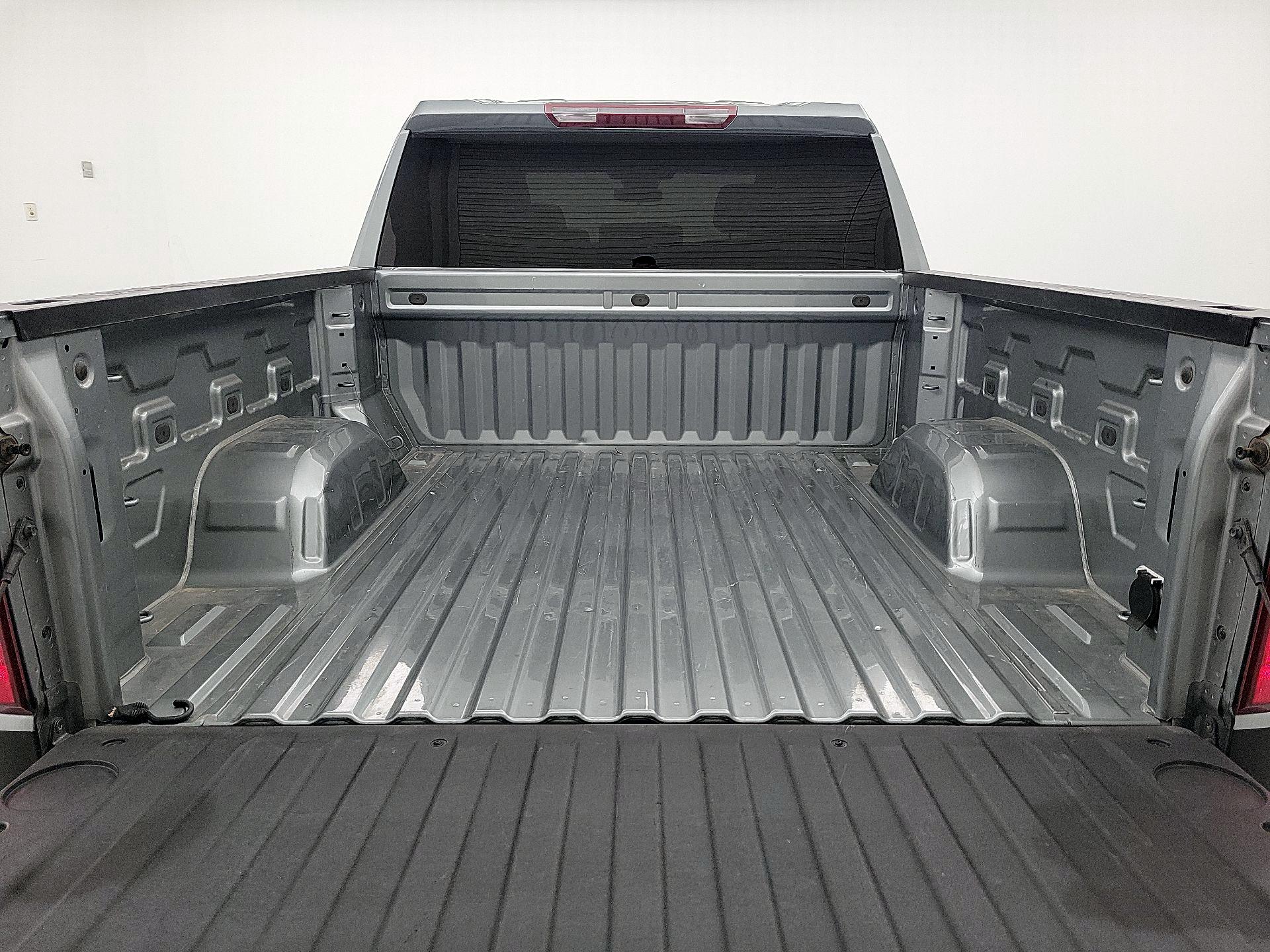 Thumbnail: 2023 Chevrolet Silverado 1500 - 20