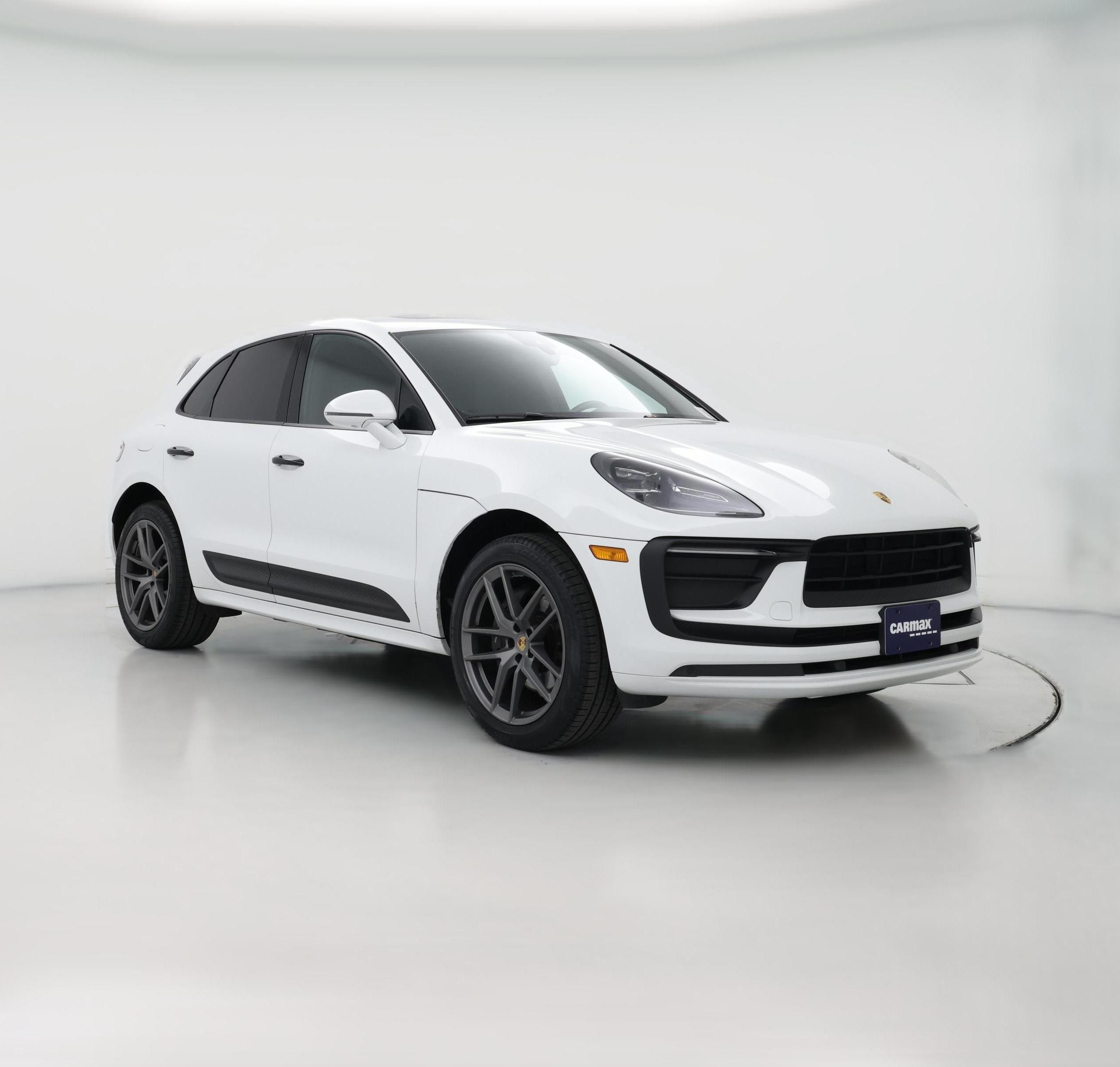 Thumbnail: 2022 Porsche Macan - 1