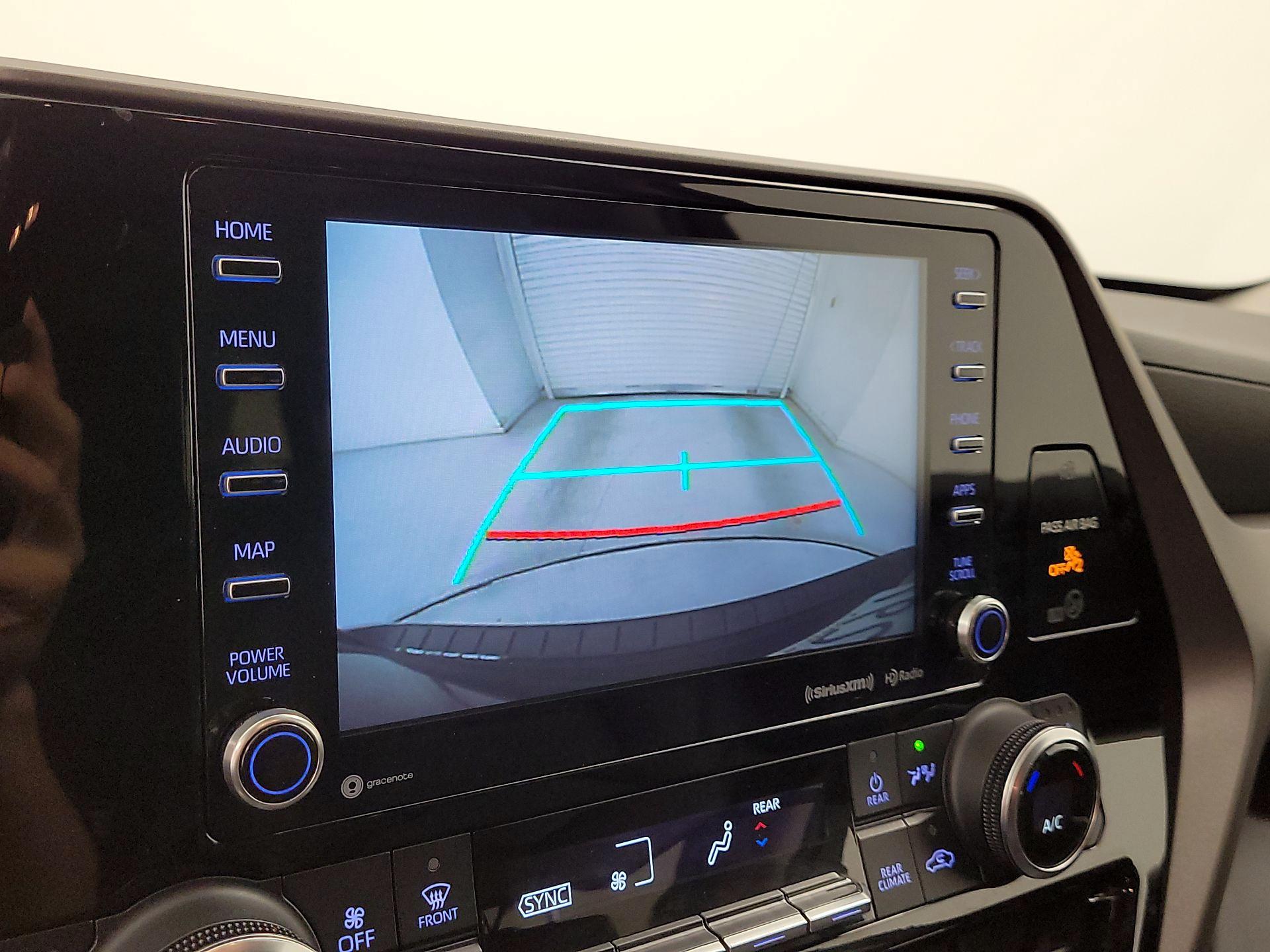 Thumbnail: 2022 Toyota Highlander - 14