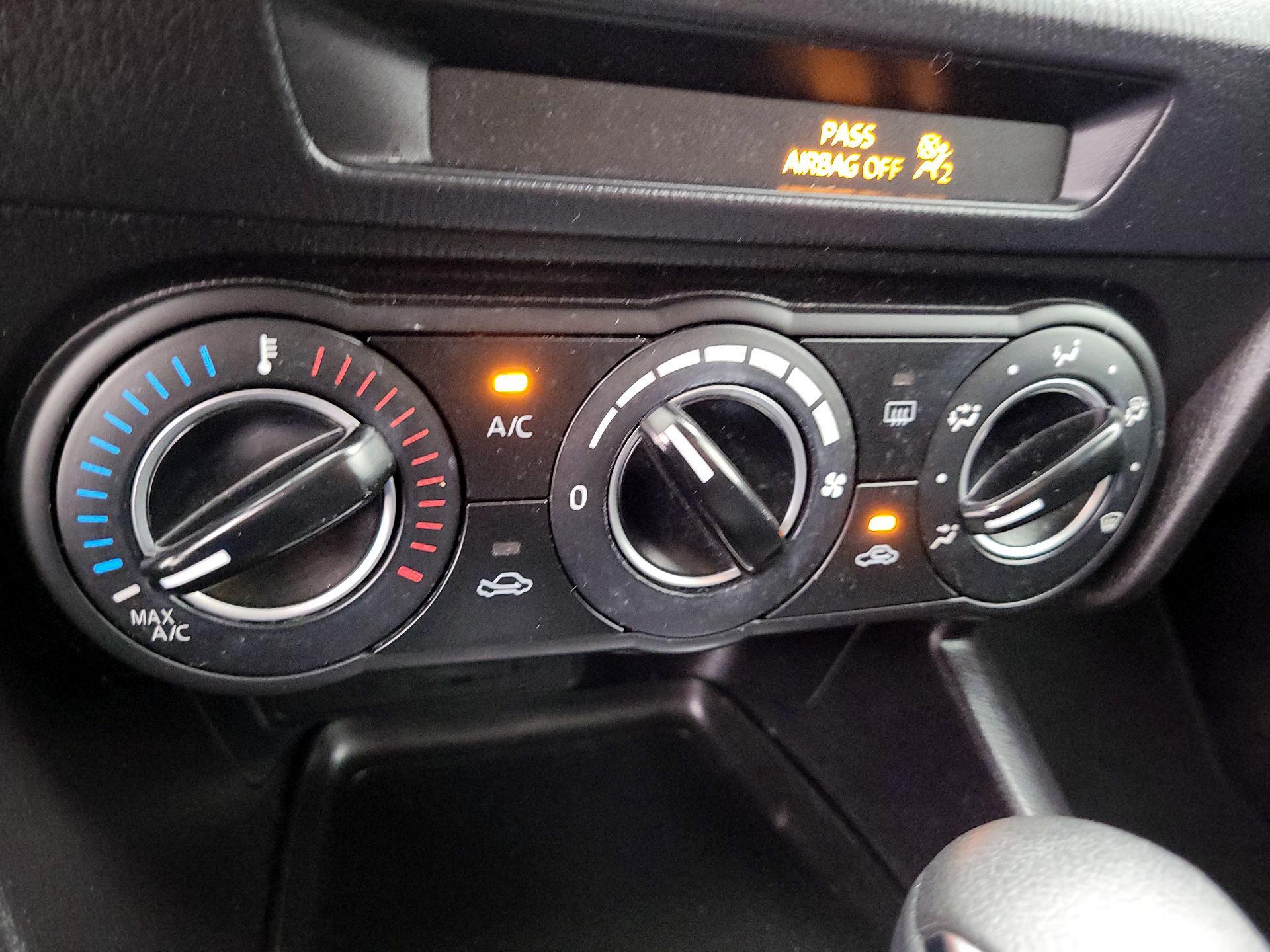 Thumbnail: 2016 Mazda Mazda3 - 16