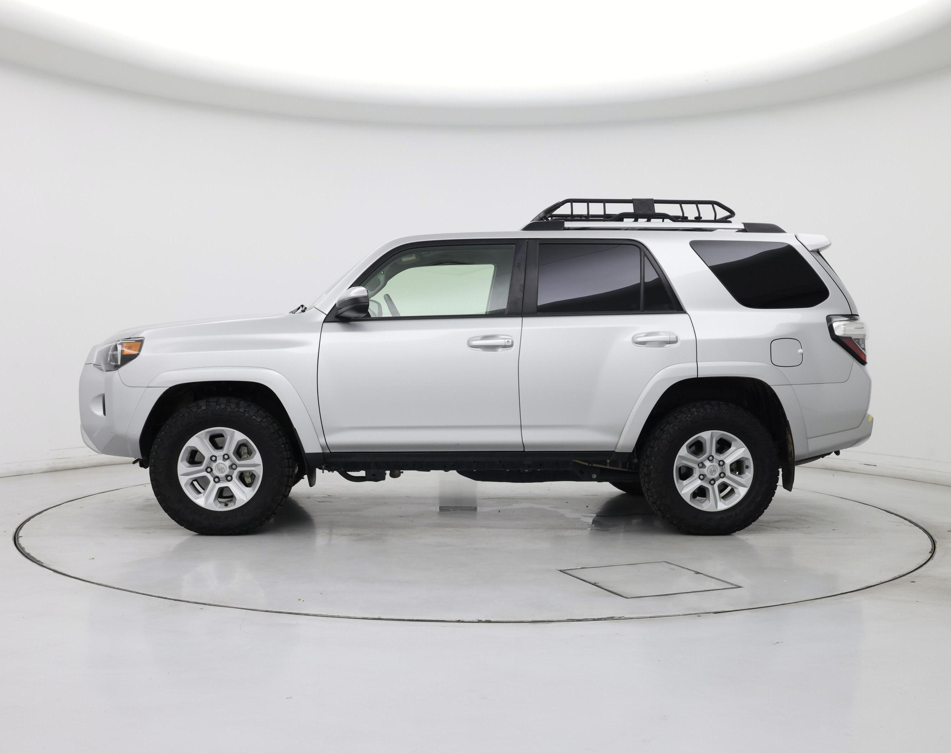 Thumbnail: 2023 Toyota 4Runner - 3