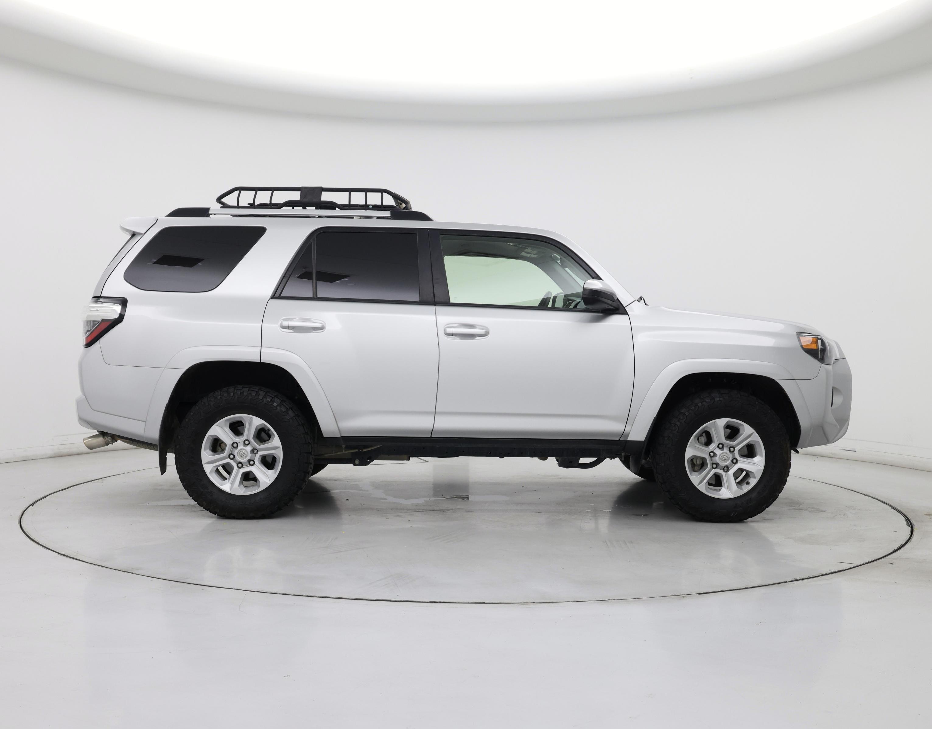 Thumbnail: 2023 Toyota 4Runner - 7