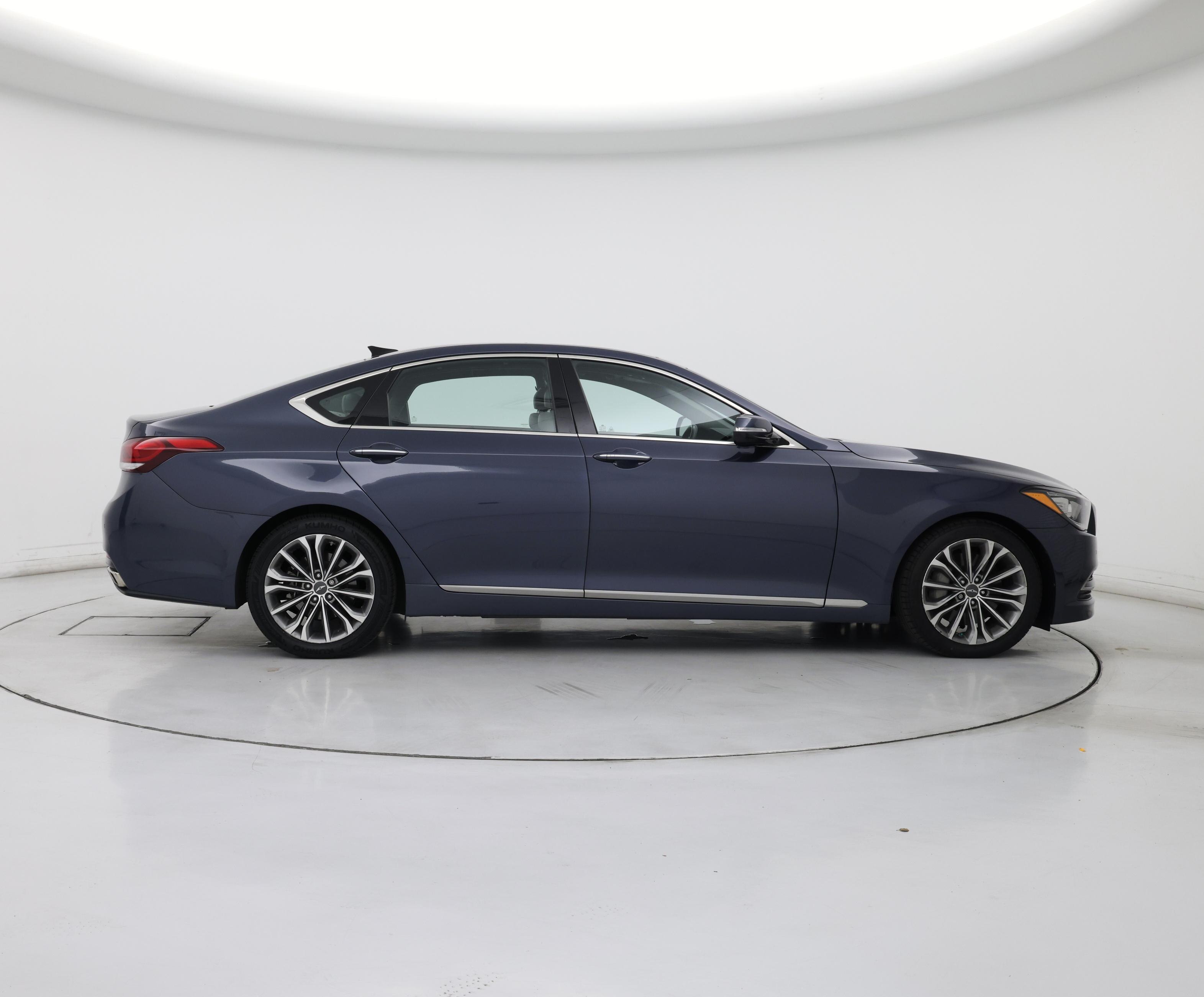 Thumbnail: 2015 Hyundai Genesis - 7
