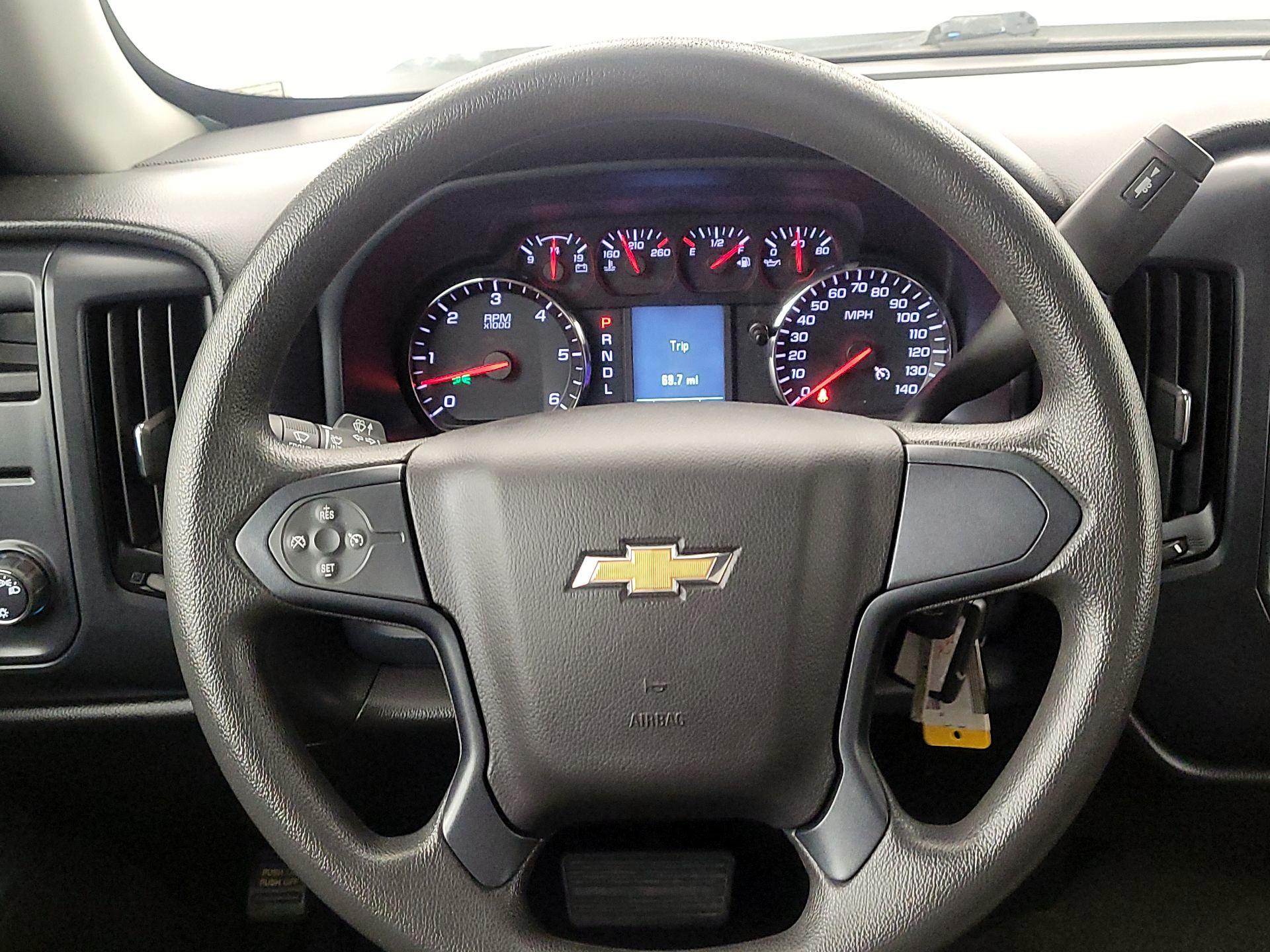 Thumbnail: 2018 Chevrolet Silverado 1500 - 10
