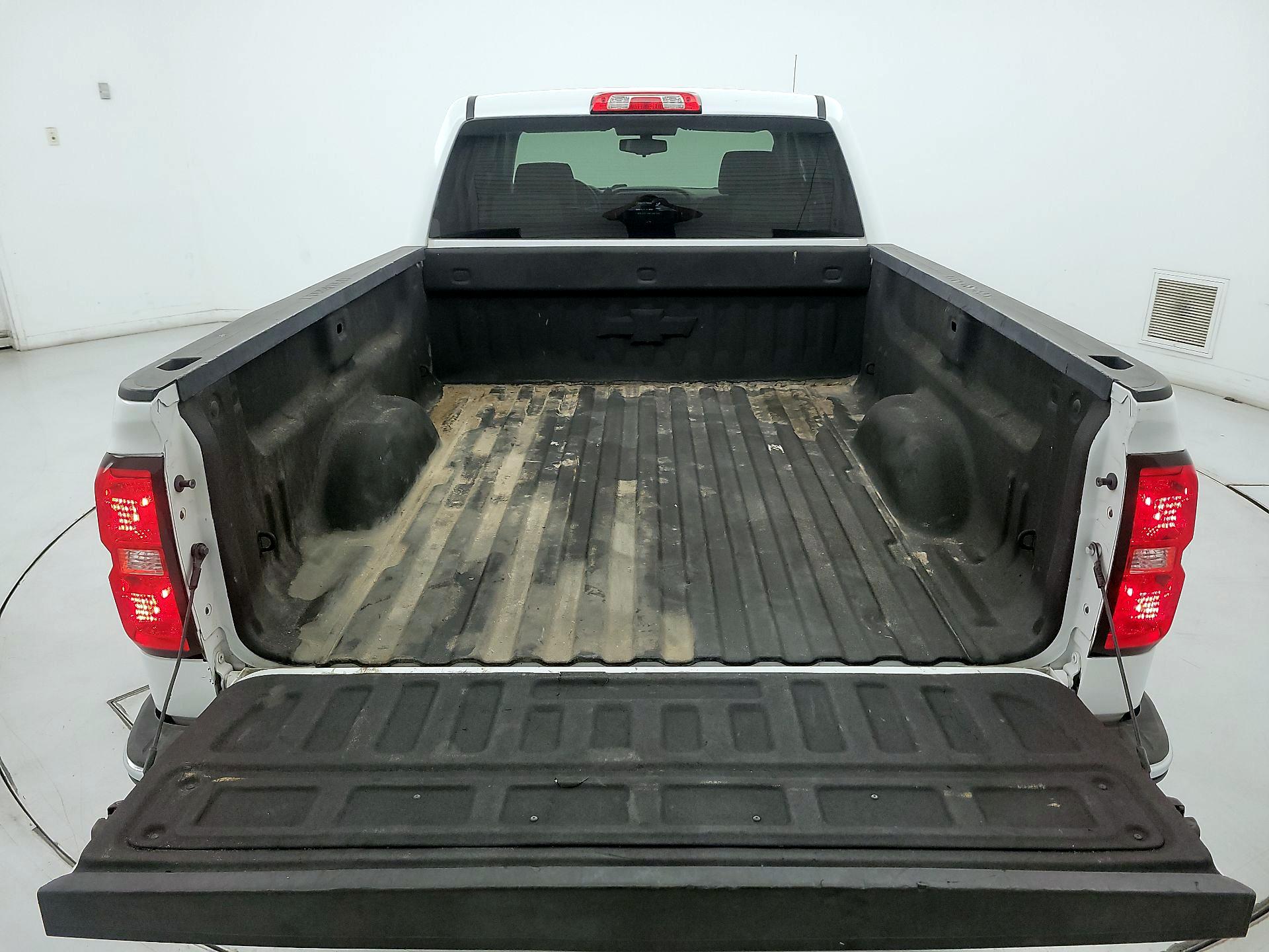 Thumbnail: 2018 Chevrolet Silverado 1500 - 20