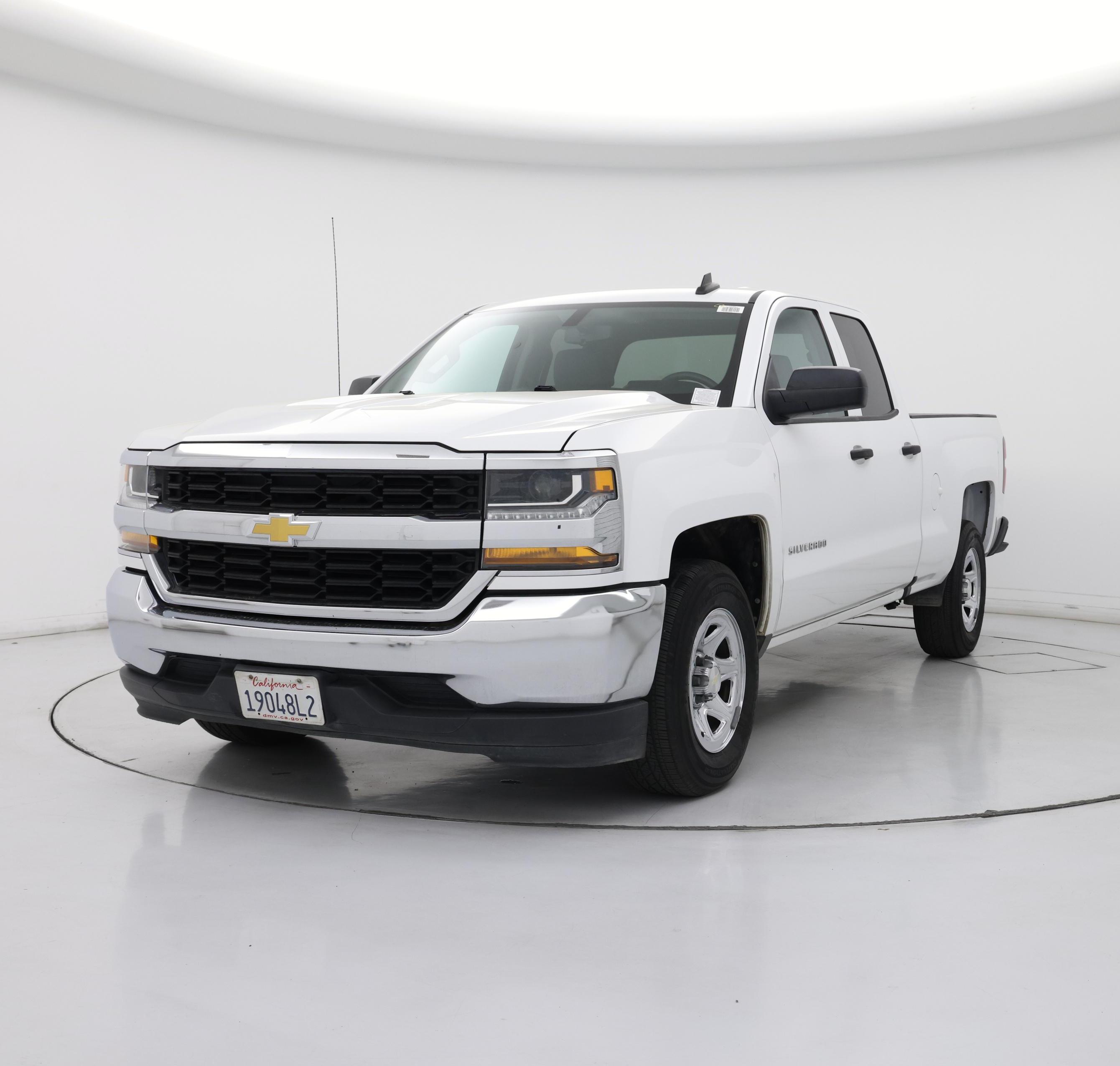 Thumbnail: 2018 Chevrolet Silverado 1500 - 4