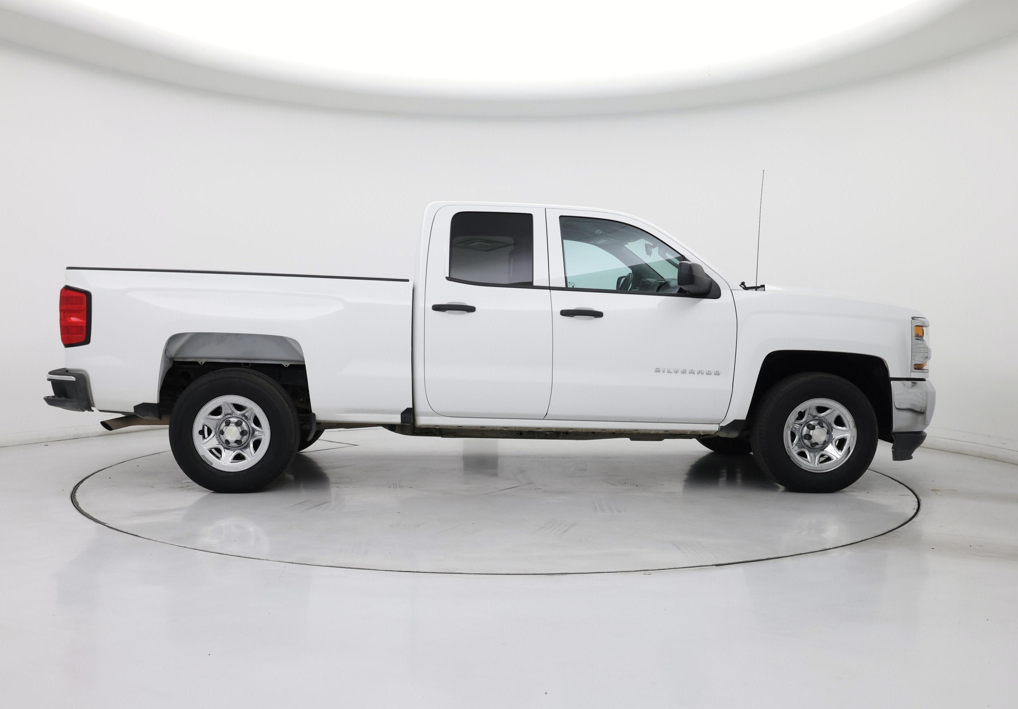 Thumbnail: 2018 Chevrolet Silverado 1500 - 7