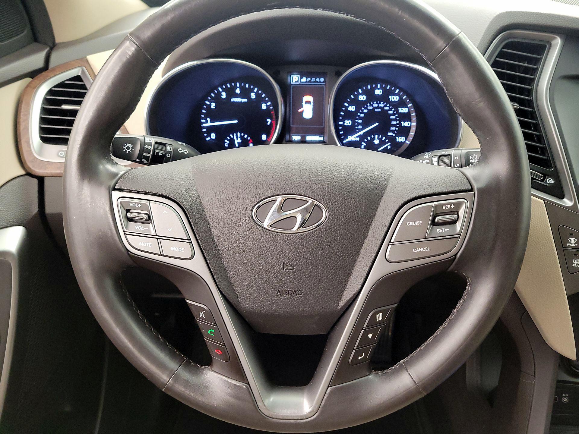 Thumbnail: 2018 Hyundai Santa Fe - 10