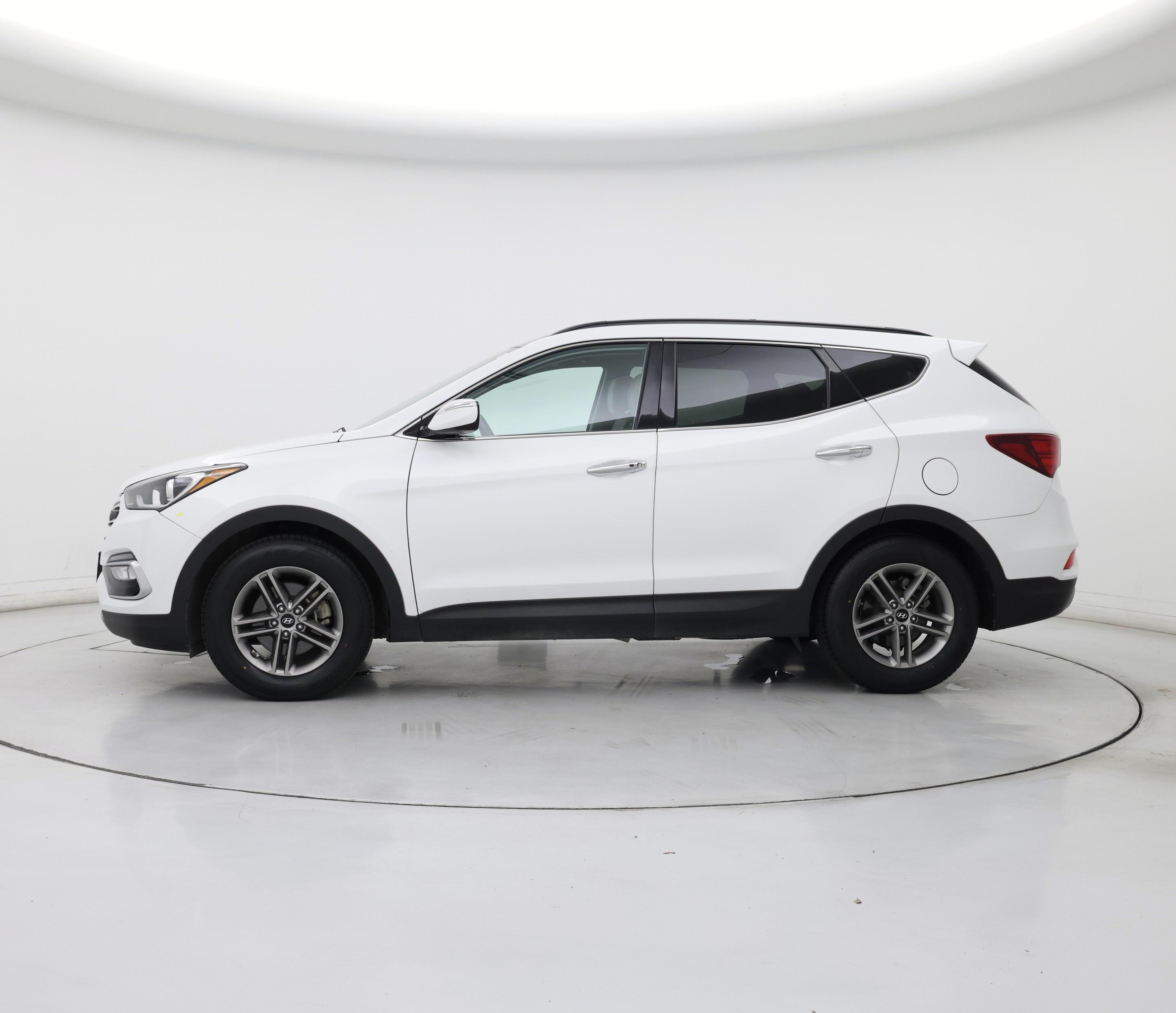 Thumbnail: 2018 Hyundai Santa Fe - 3
