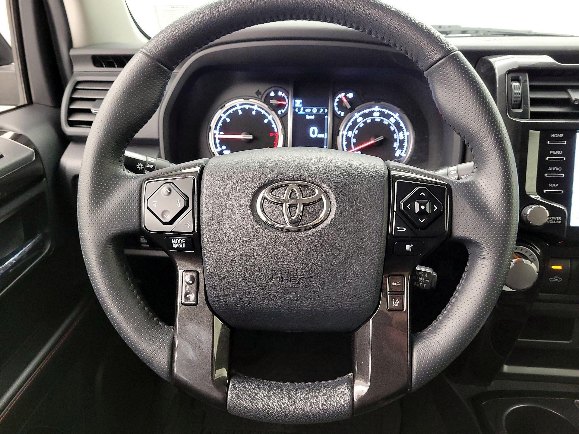 Thumbnail: 2021 Toyota 4Runner - 10