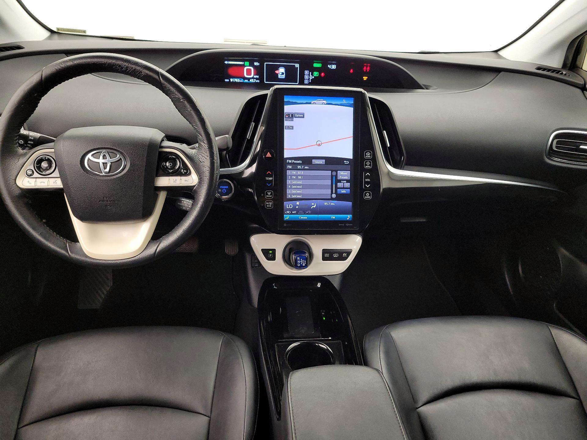 Thumbnail: 2017 Toyota Prius Prime - 9