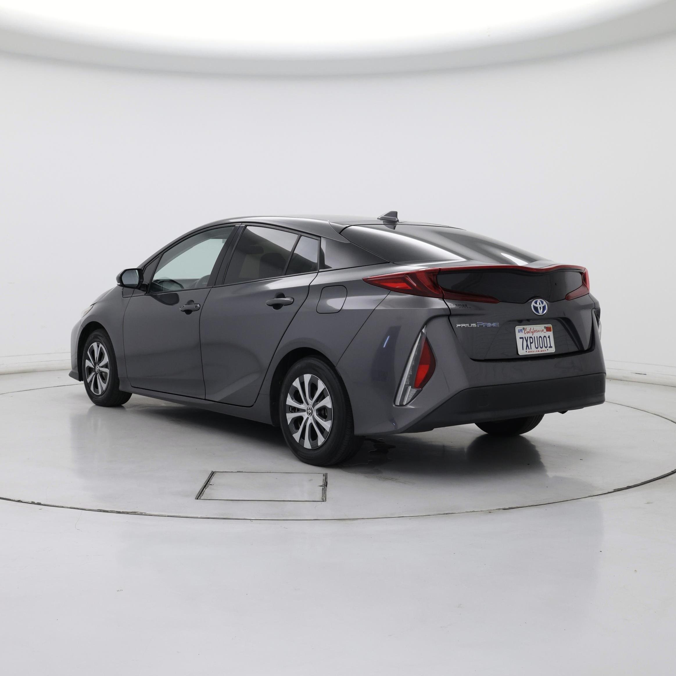 Thumbnail: 2017 Toyota Prius Prime - 2