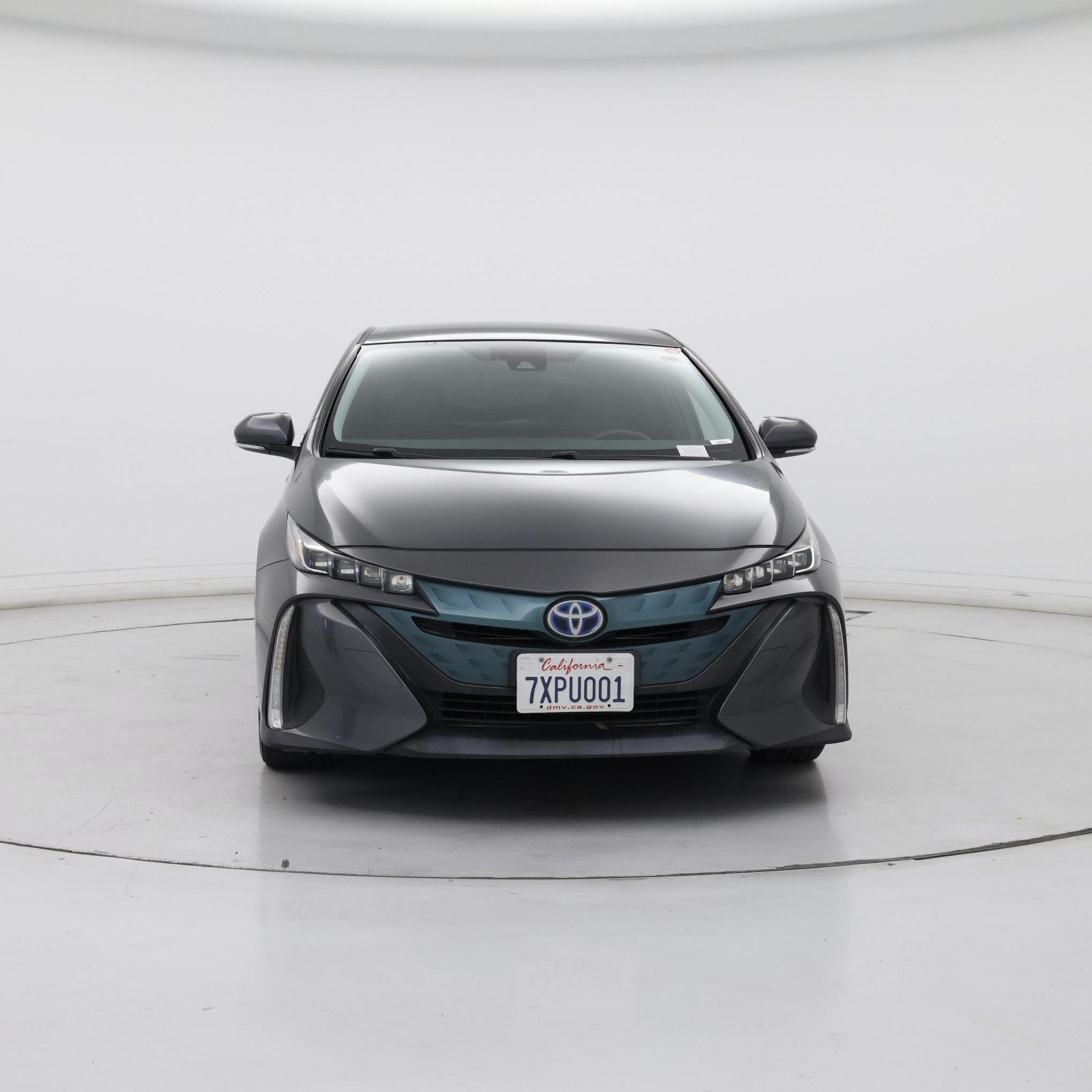 Thumbnail: 2017 Toyota Prius Prime - 5