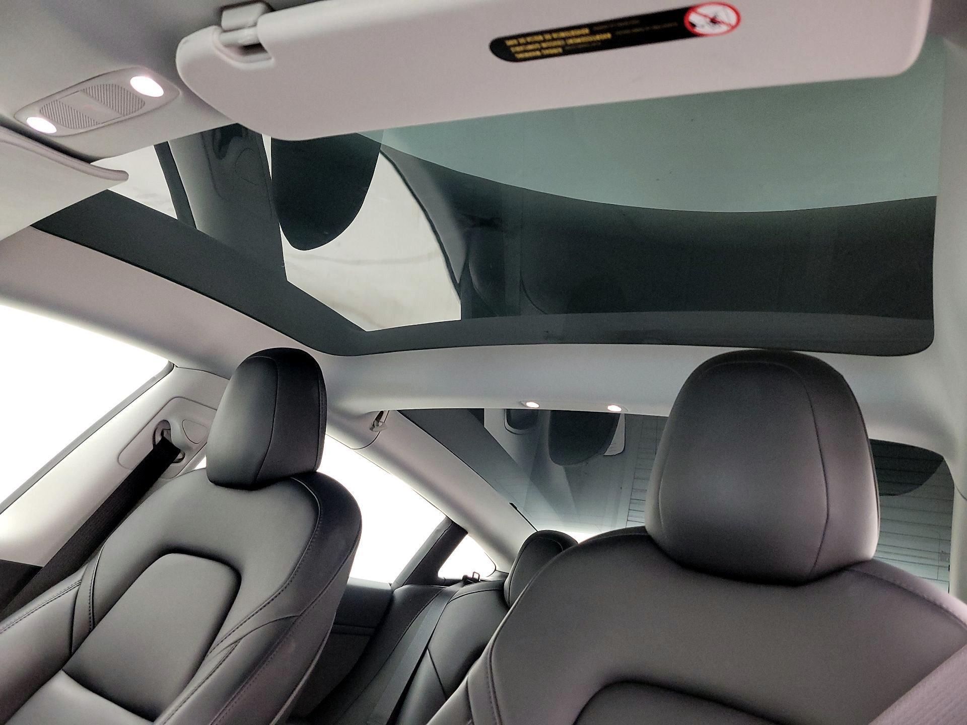 Thumbnail: 2021 Tesla Model 3 - 18