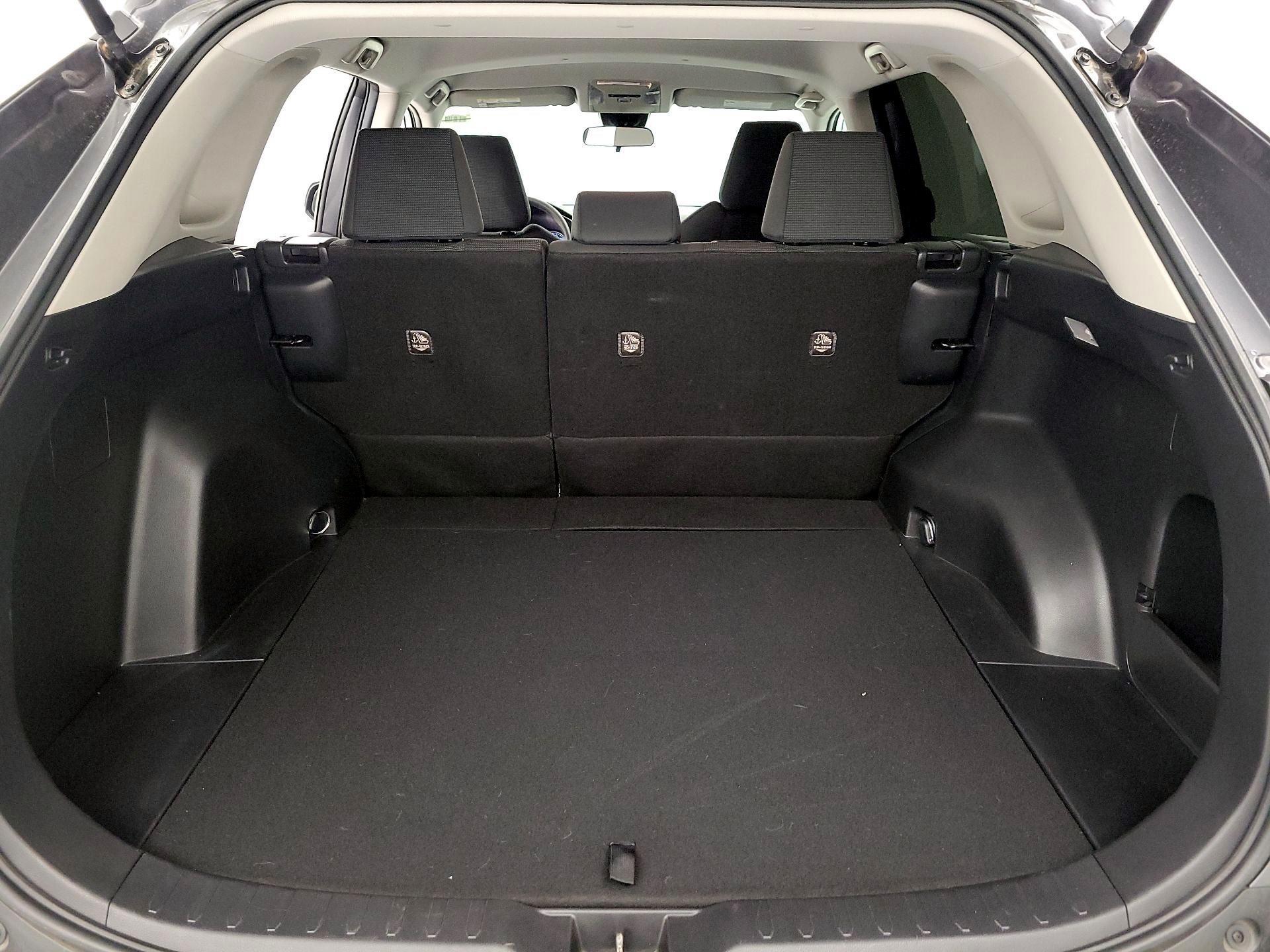 Thumbnail: 2020 Toyota RAV4 - 19