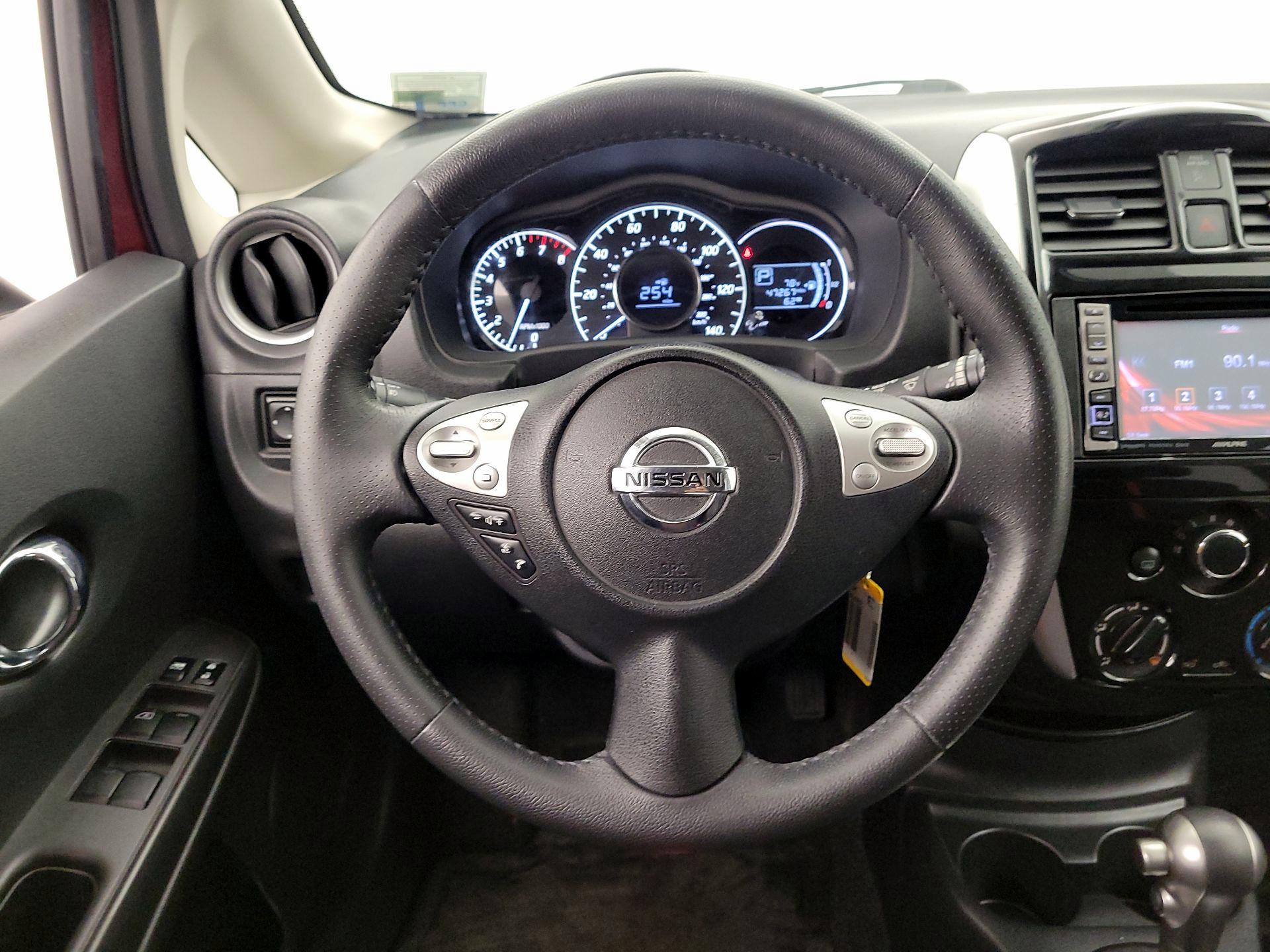 Thumbnail: 2016 Nissan Versa Note - 10