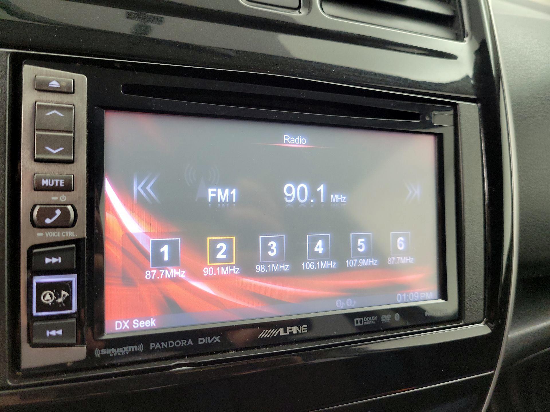 Thumbnail: 2016 Nissan Versa Note - 14