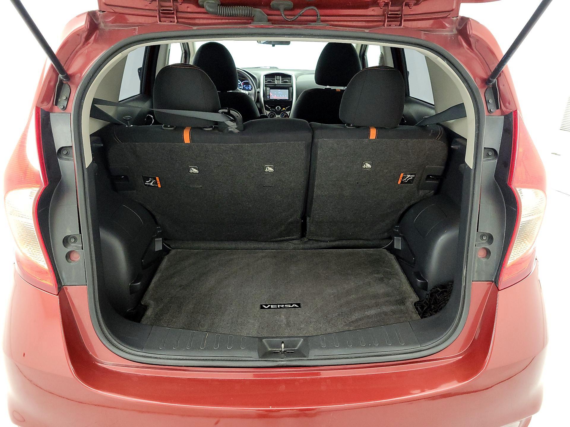 Thumbnail: 2016 Nissan Versa Note - 19