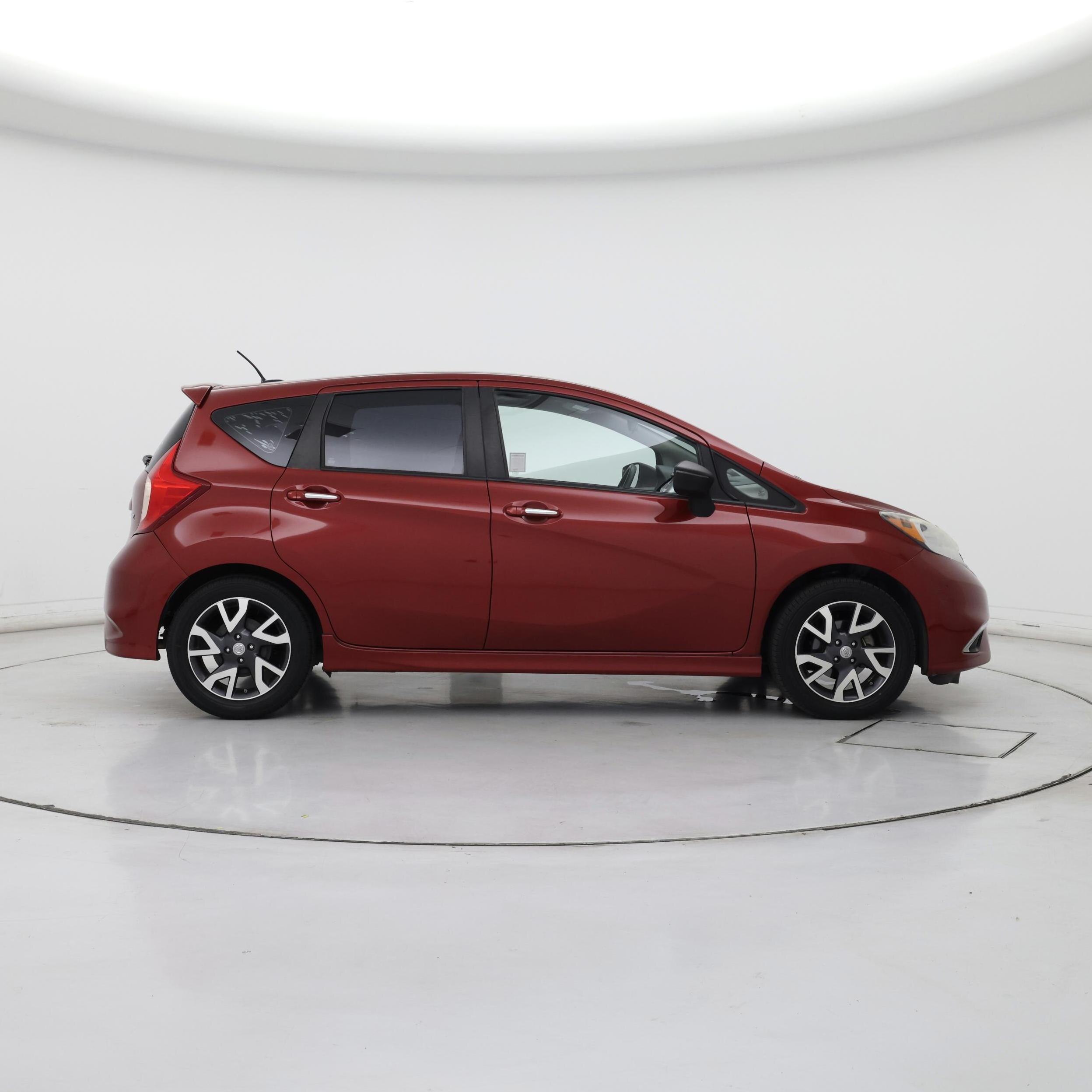 Thumbnail: 2016 Nissan Versa Note - 7