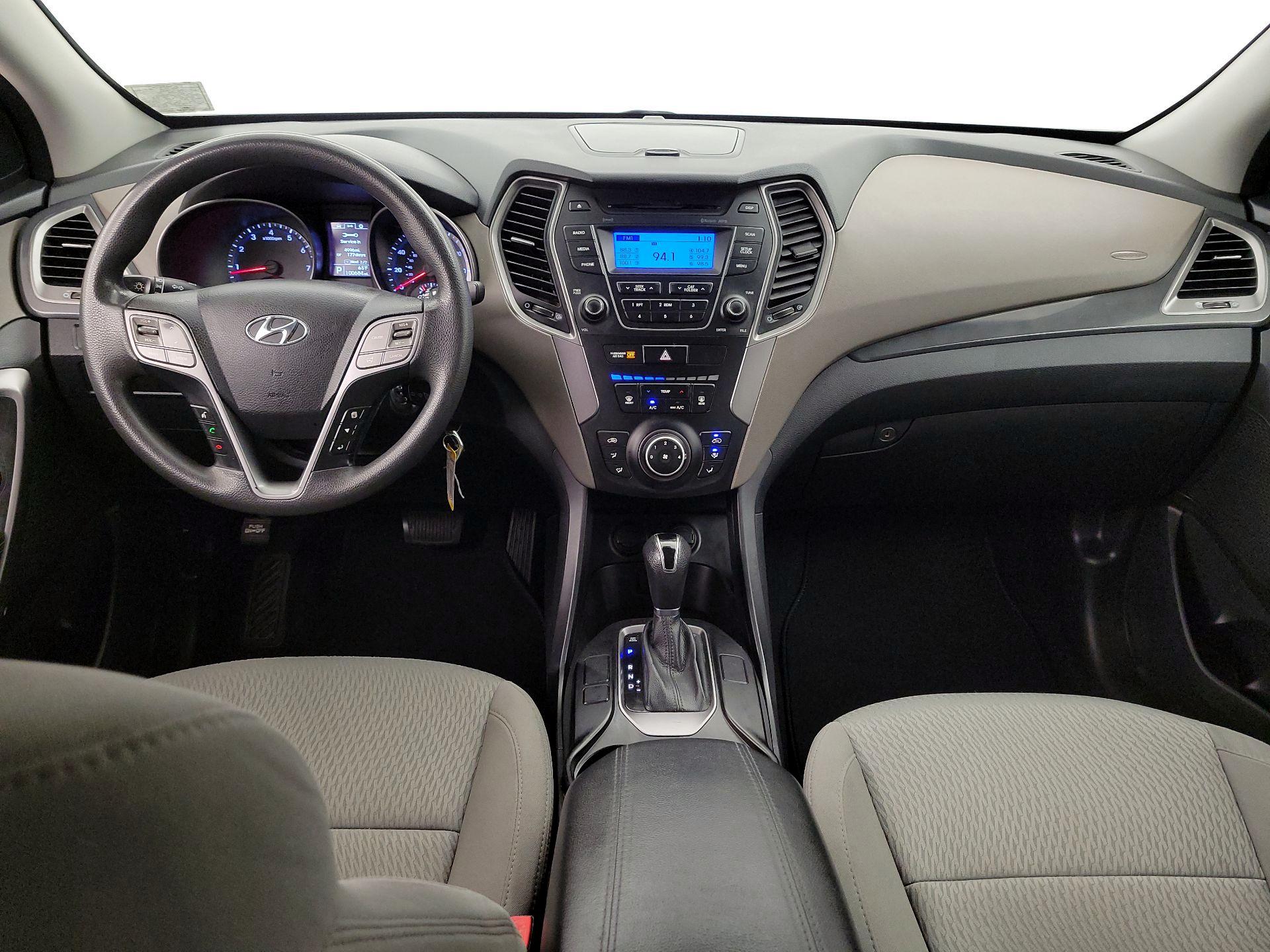 Thumbnail: 2016 Hyundai Santa Fe - 9