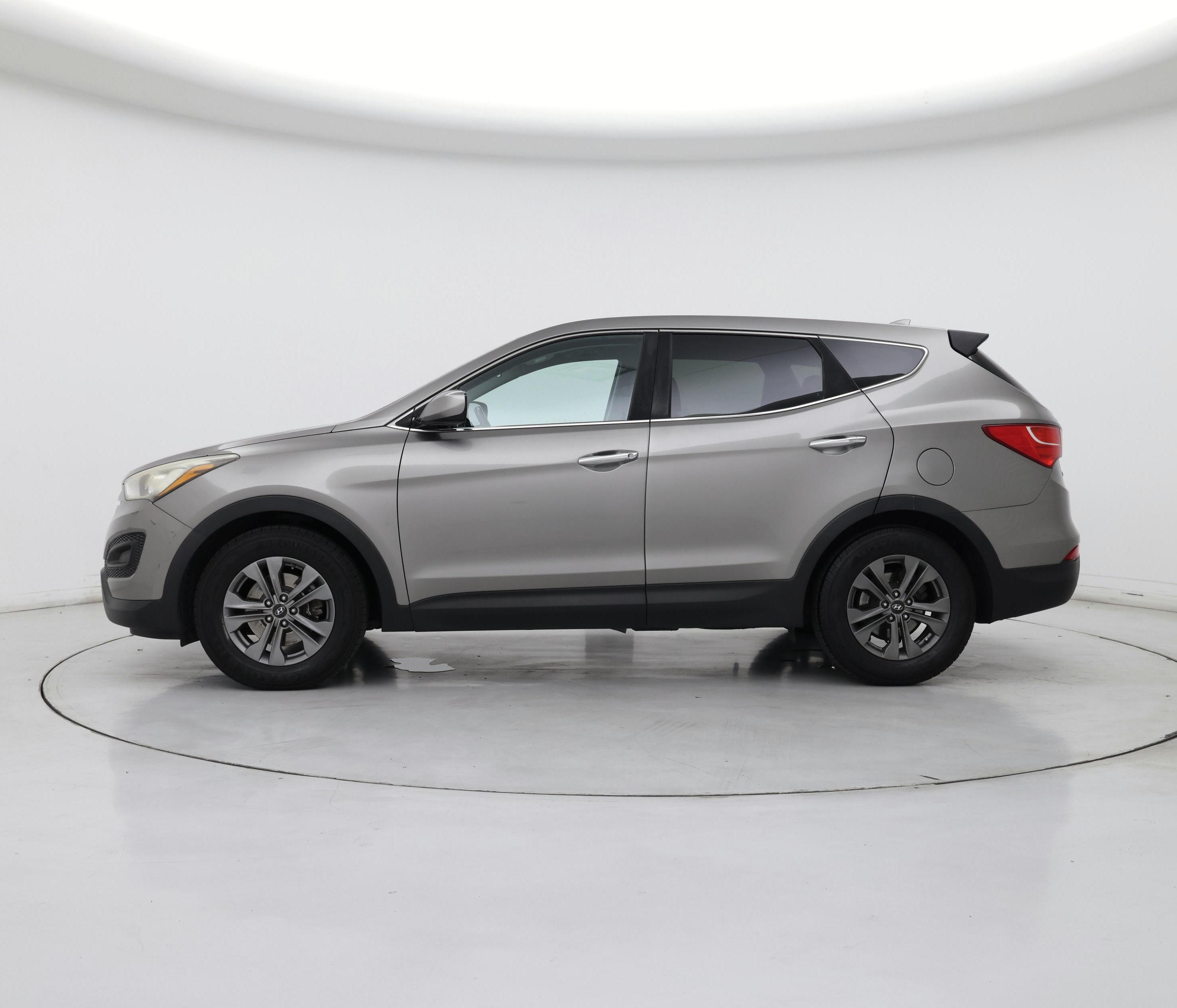Thumbnail: 2016 Hyundai Santa Fe - 3