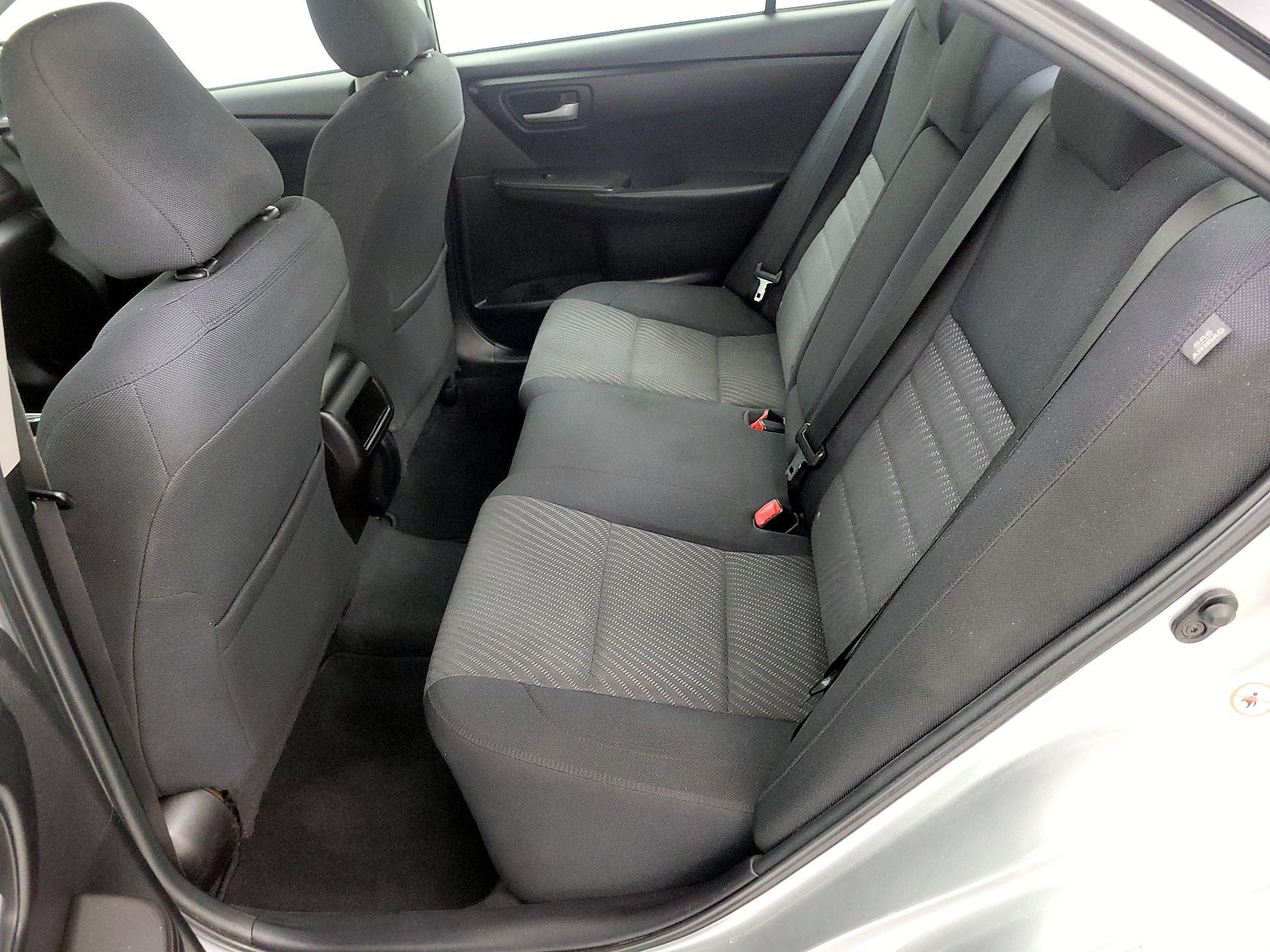 Thumbnail: 2015 Toyota Camry - 19